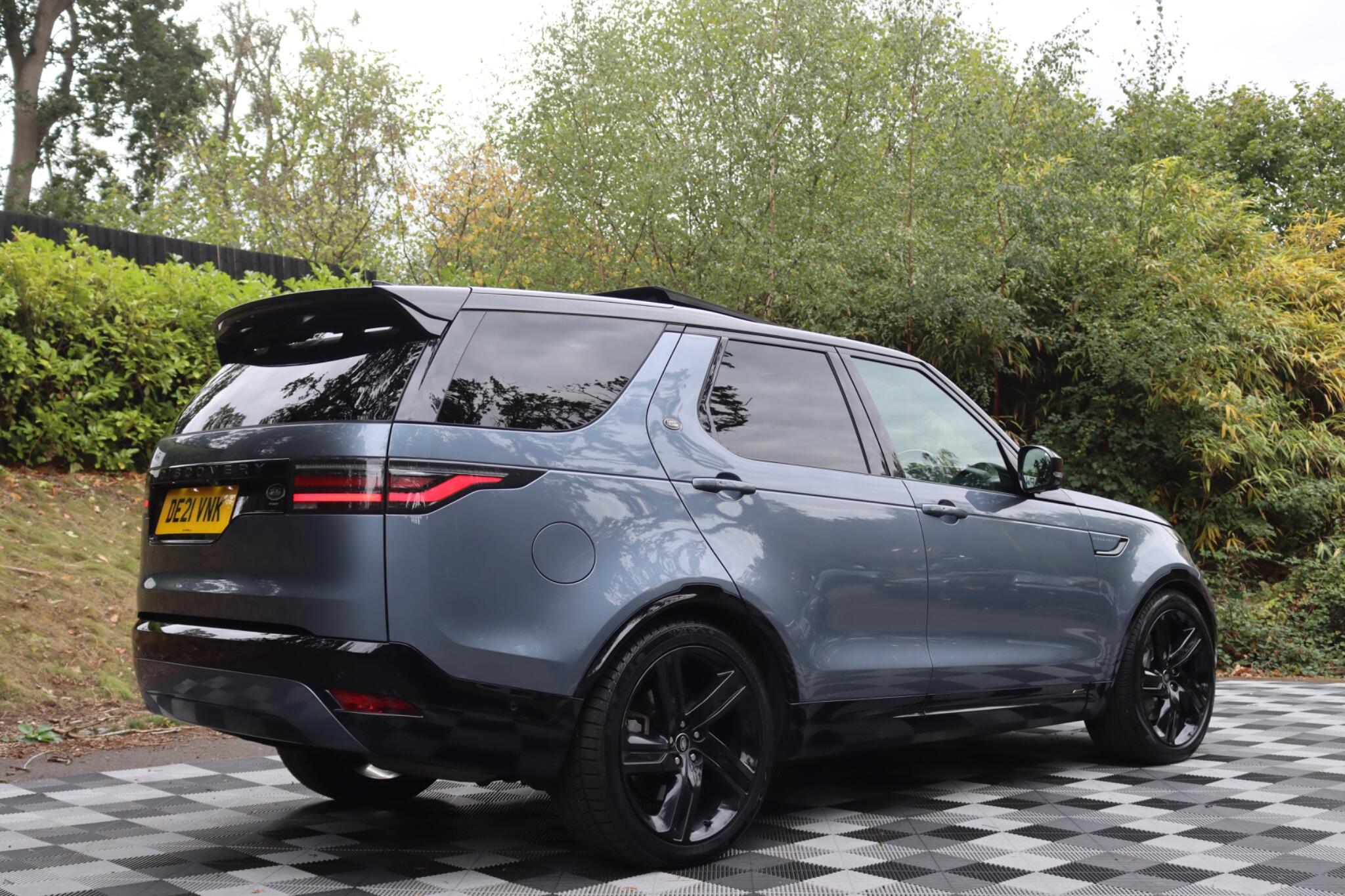 Land Rover Discovery view 41