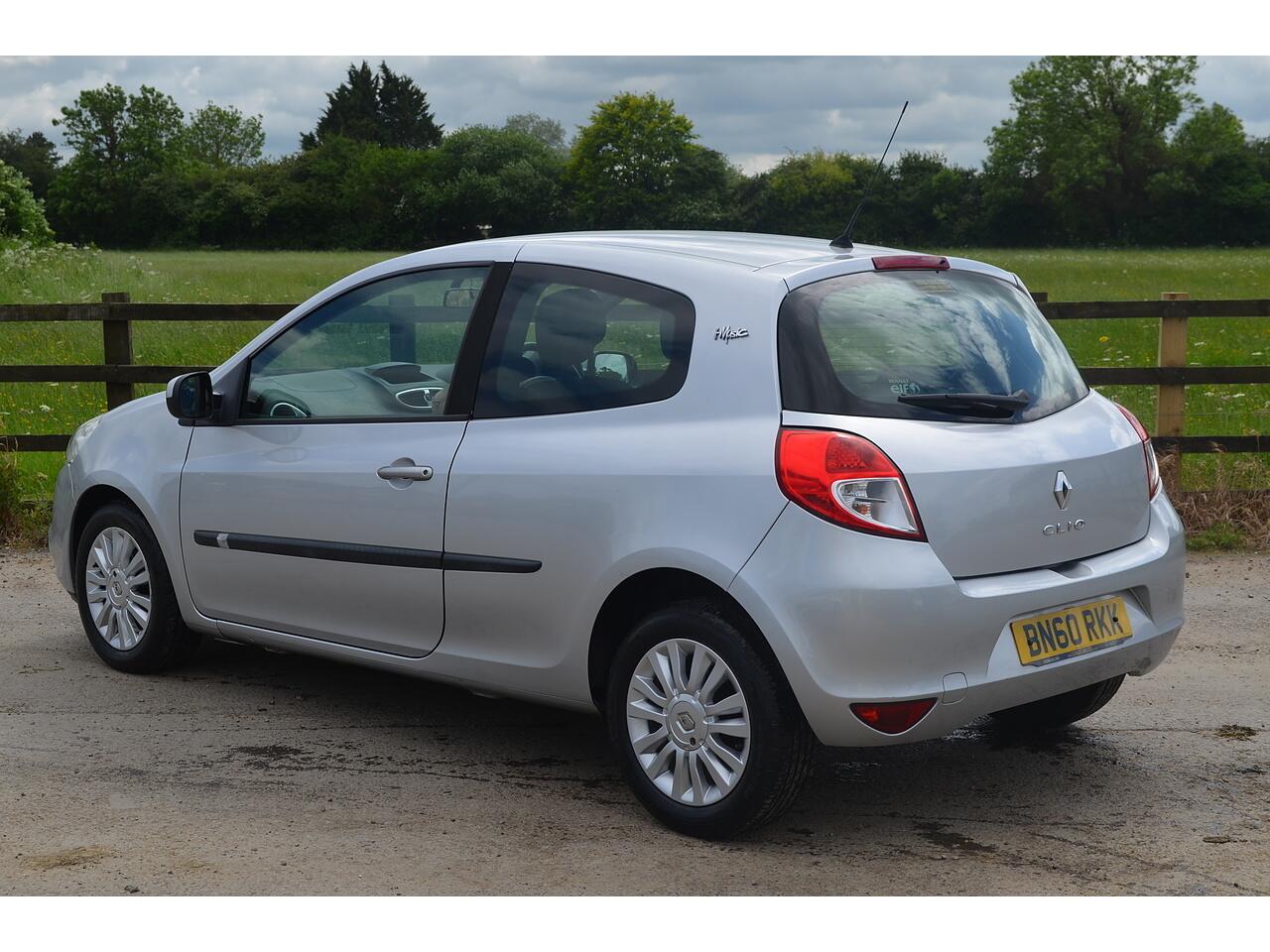 Renault Clio view 7