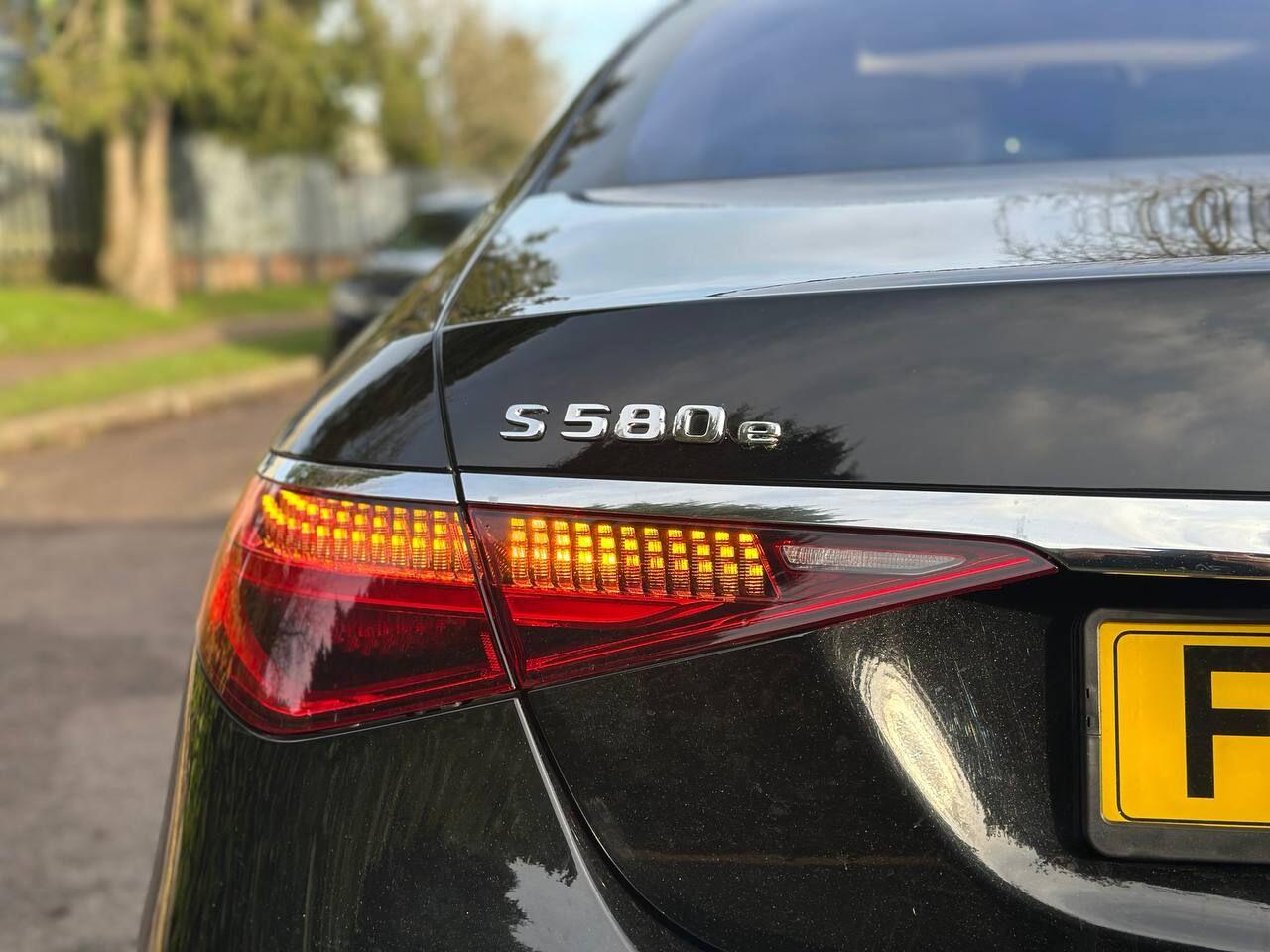 Mercedes-Benz S-Class view 85