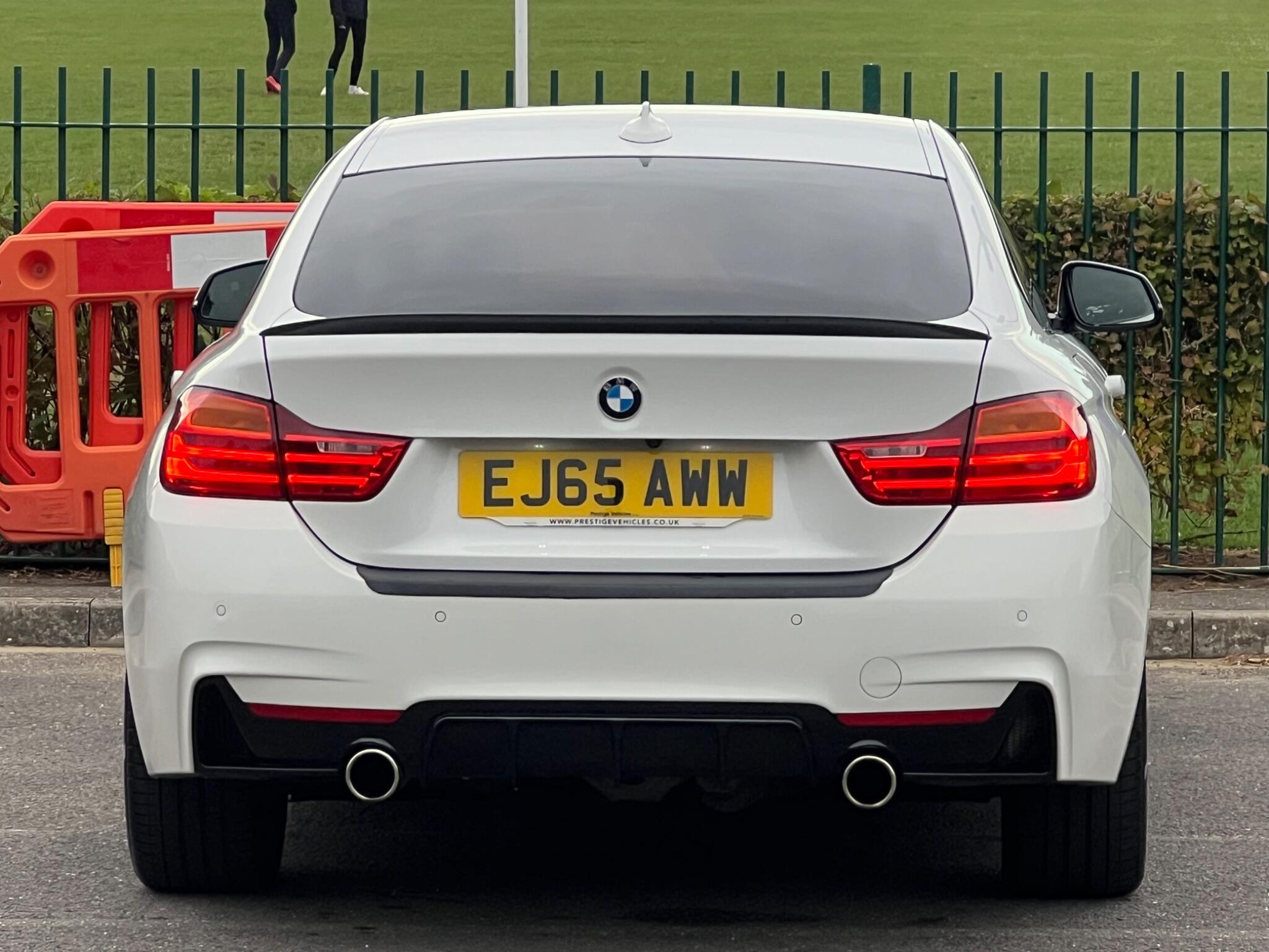 BMW 4 Series view 10