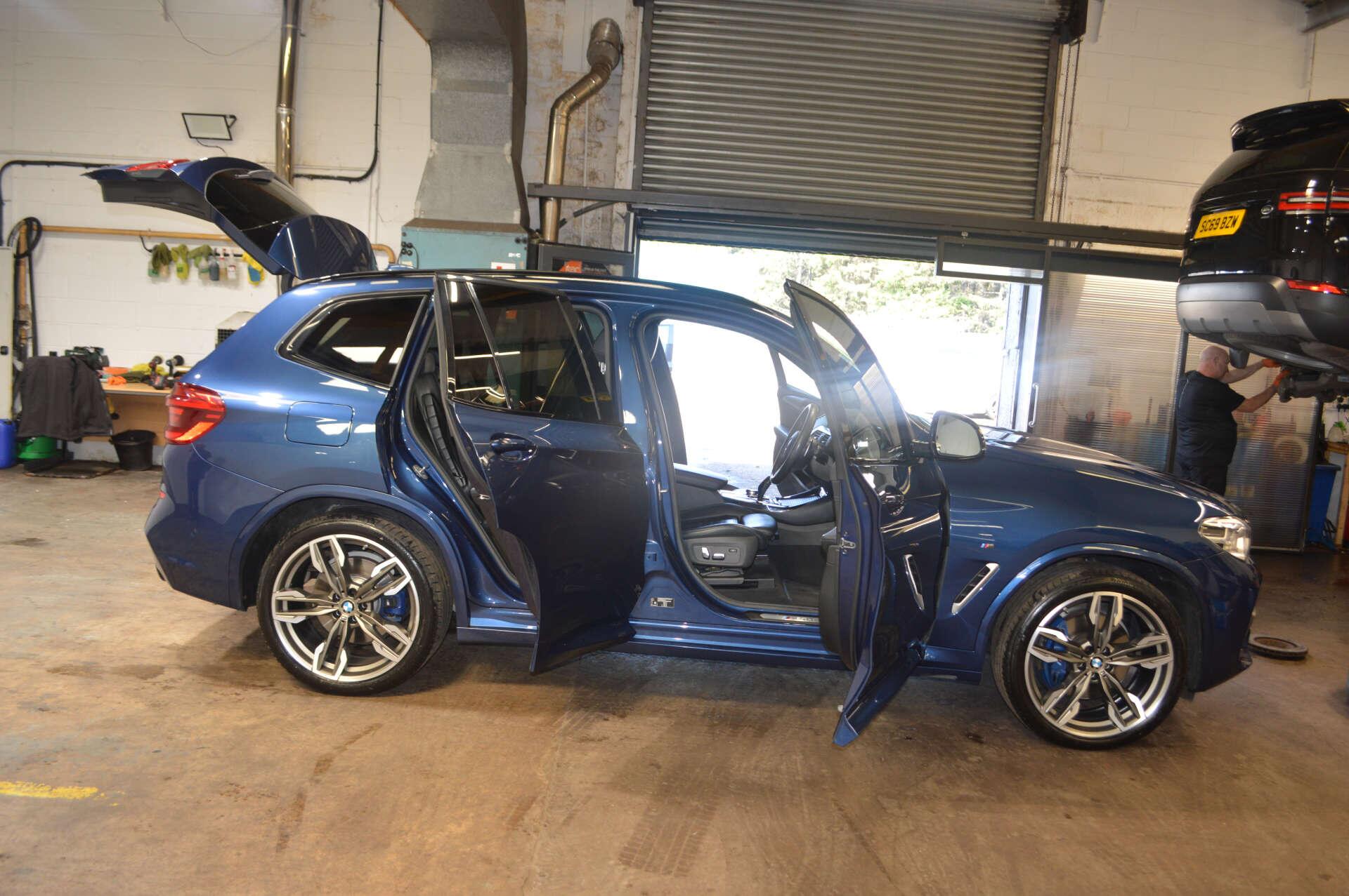 BMW X3 view 42