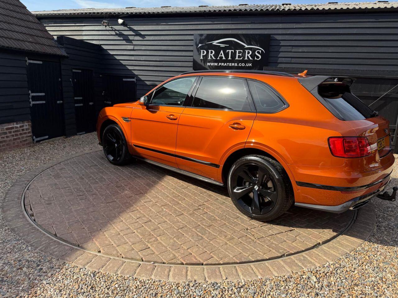 Bentley Bentayga view 42