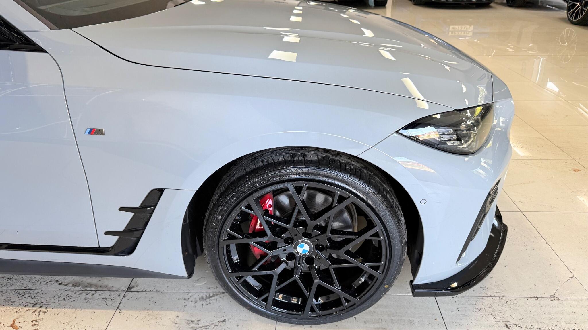 BMW i4 view 50