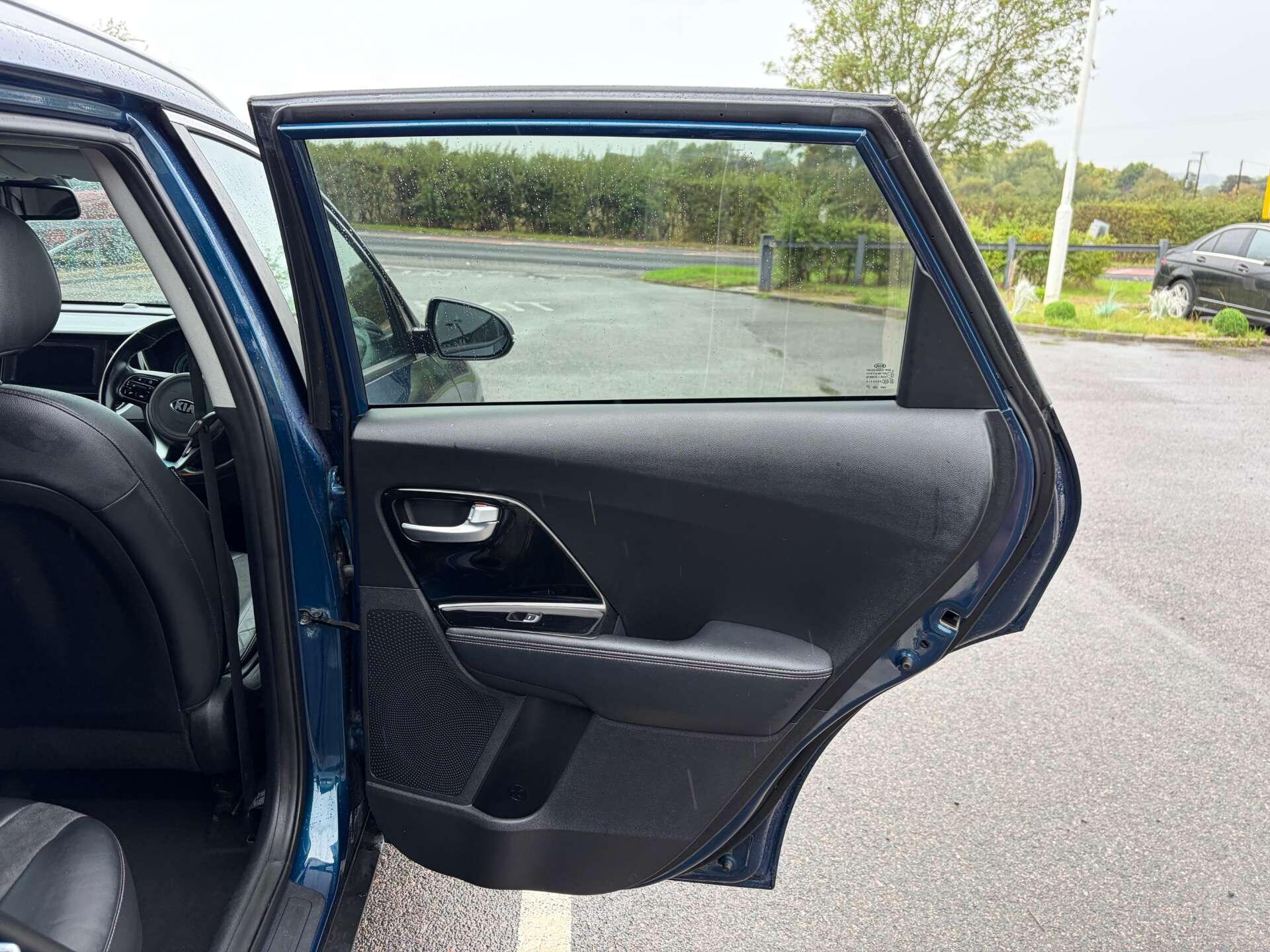 Kia Niro view 25