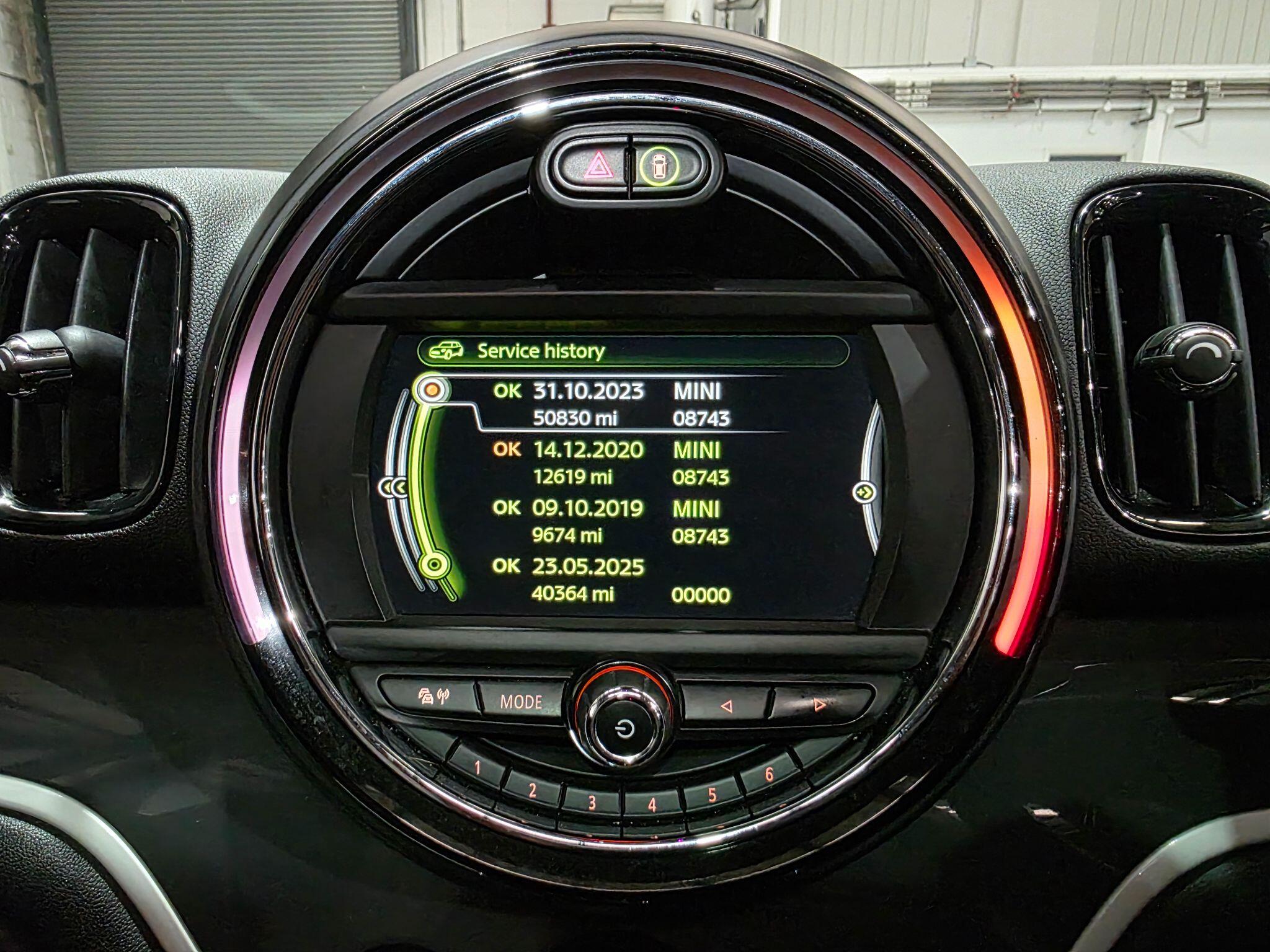 Mini Countryman view 9