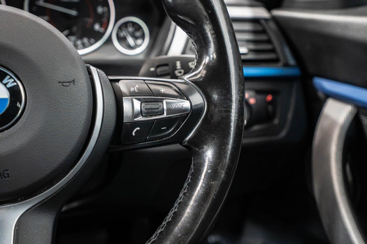 BMW 3 Series view 29