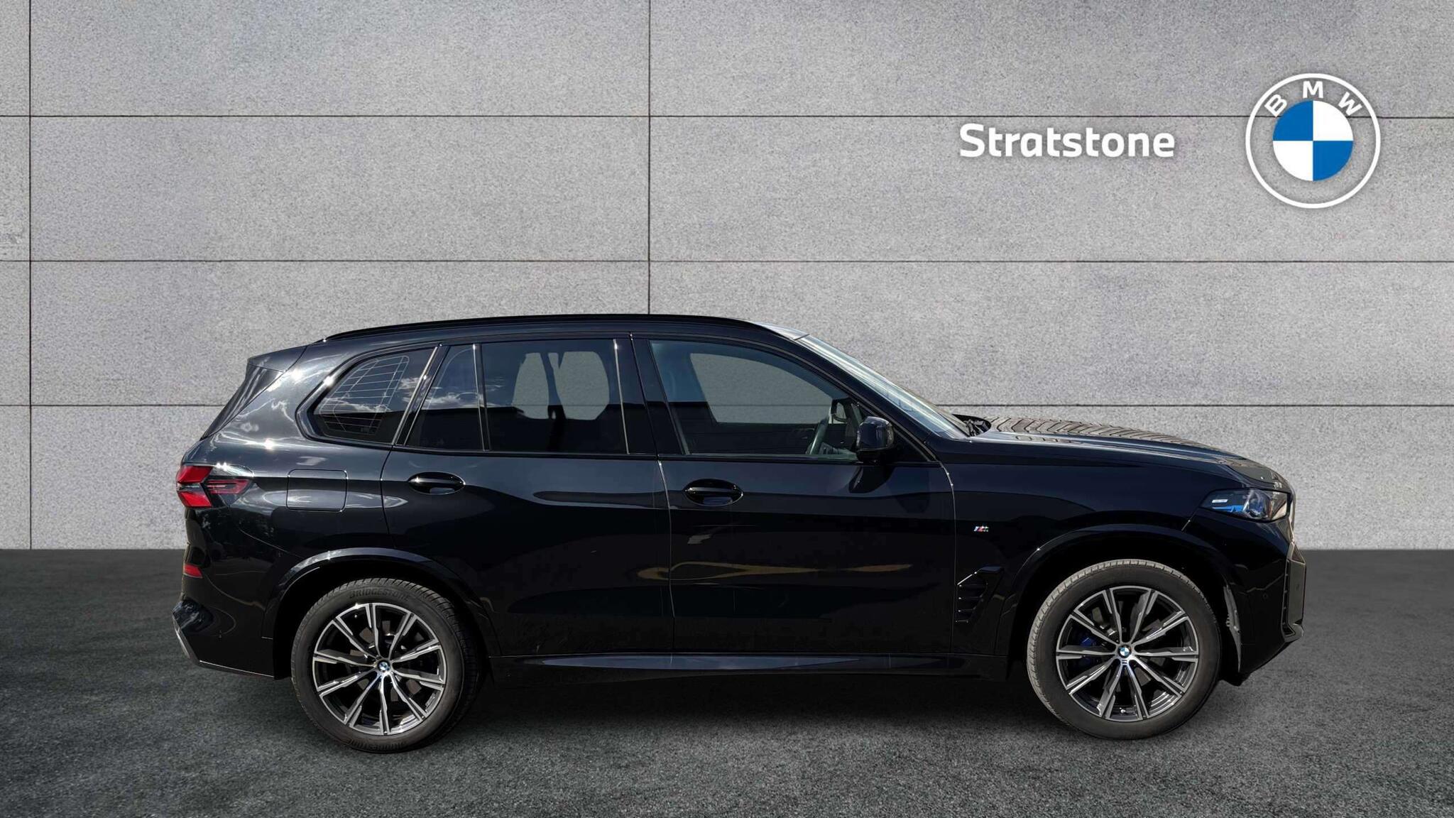 BMW X5 view 3