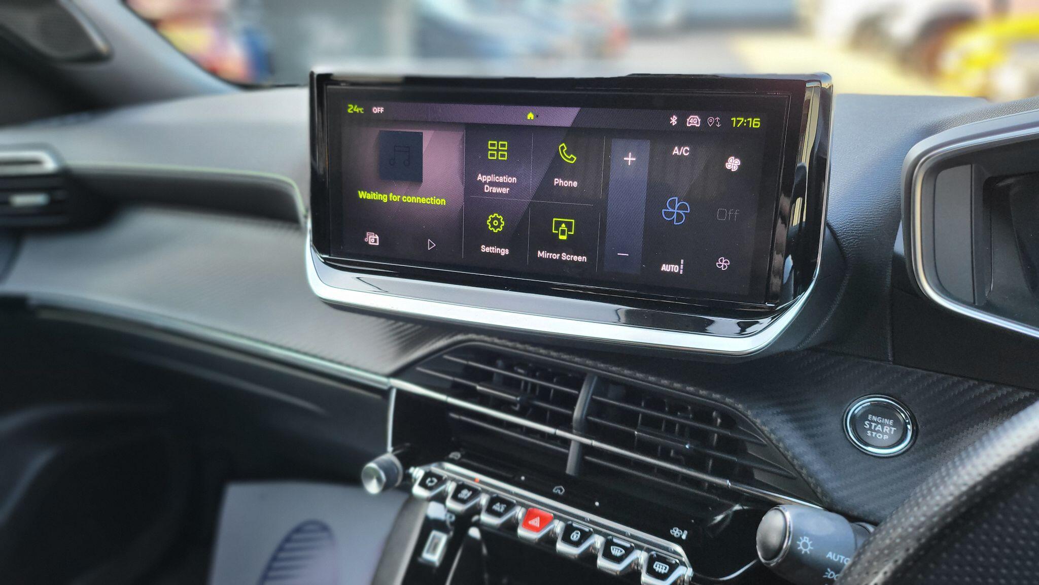 Peugeot 2008 view 20