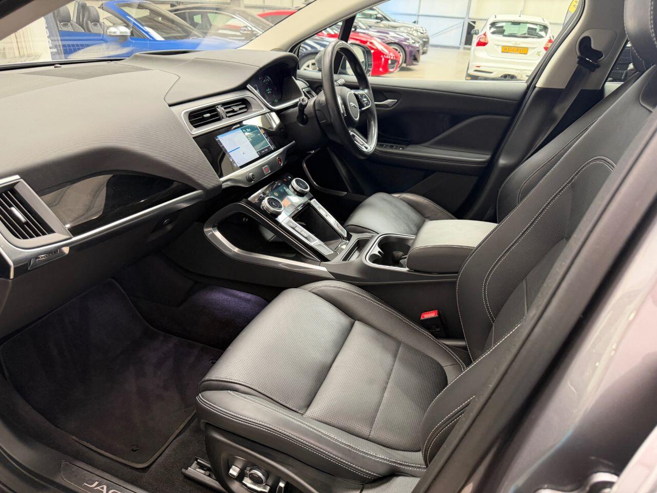 Jaguar I-Pace view 45