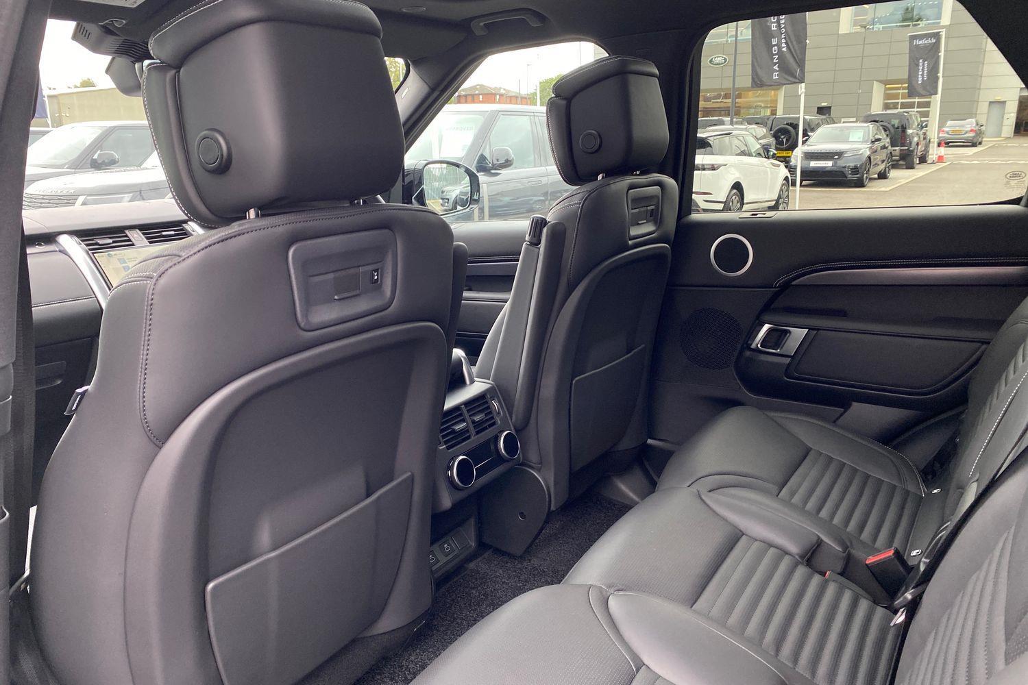 Land Rover Discovery view 48