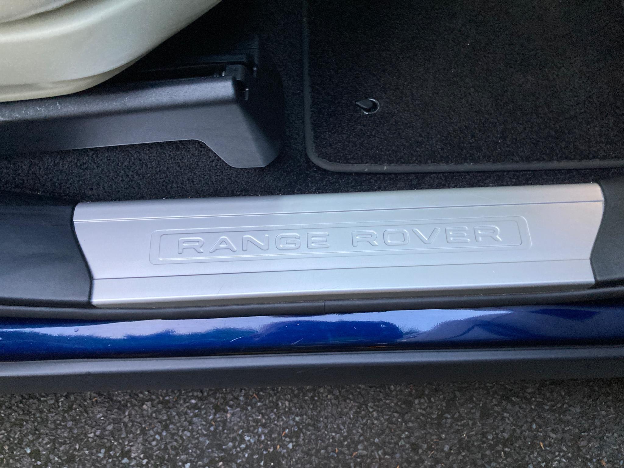 Land Rover Range Rover view 33