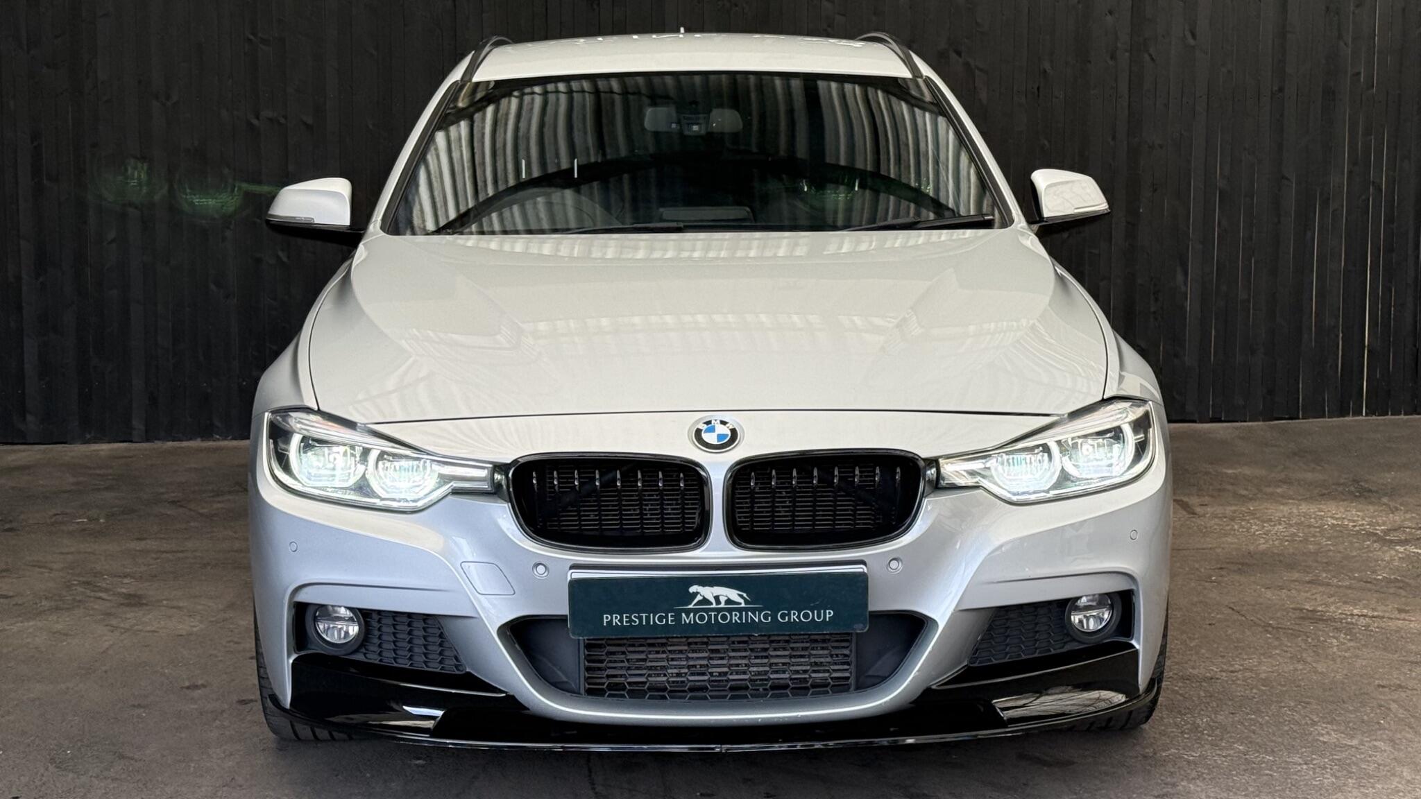 BMW 3 Series view 6