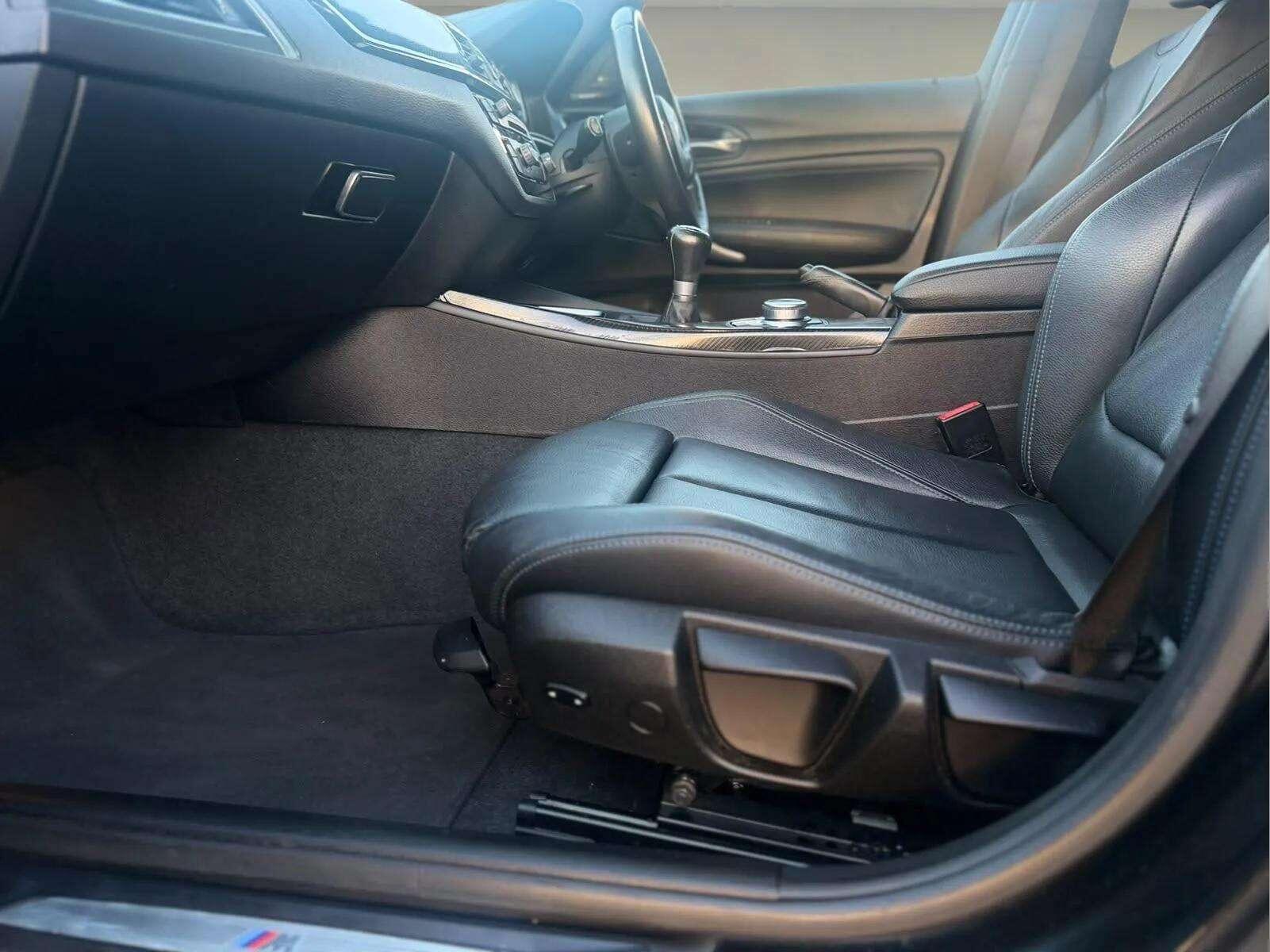 BMW 1 Series view 51