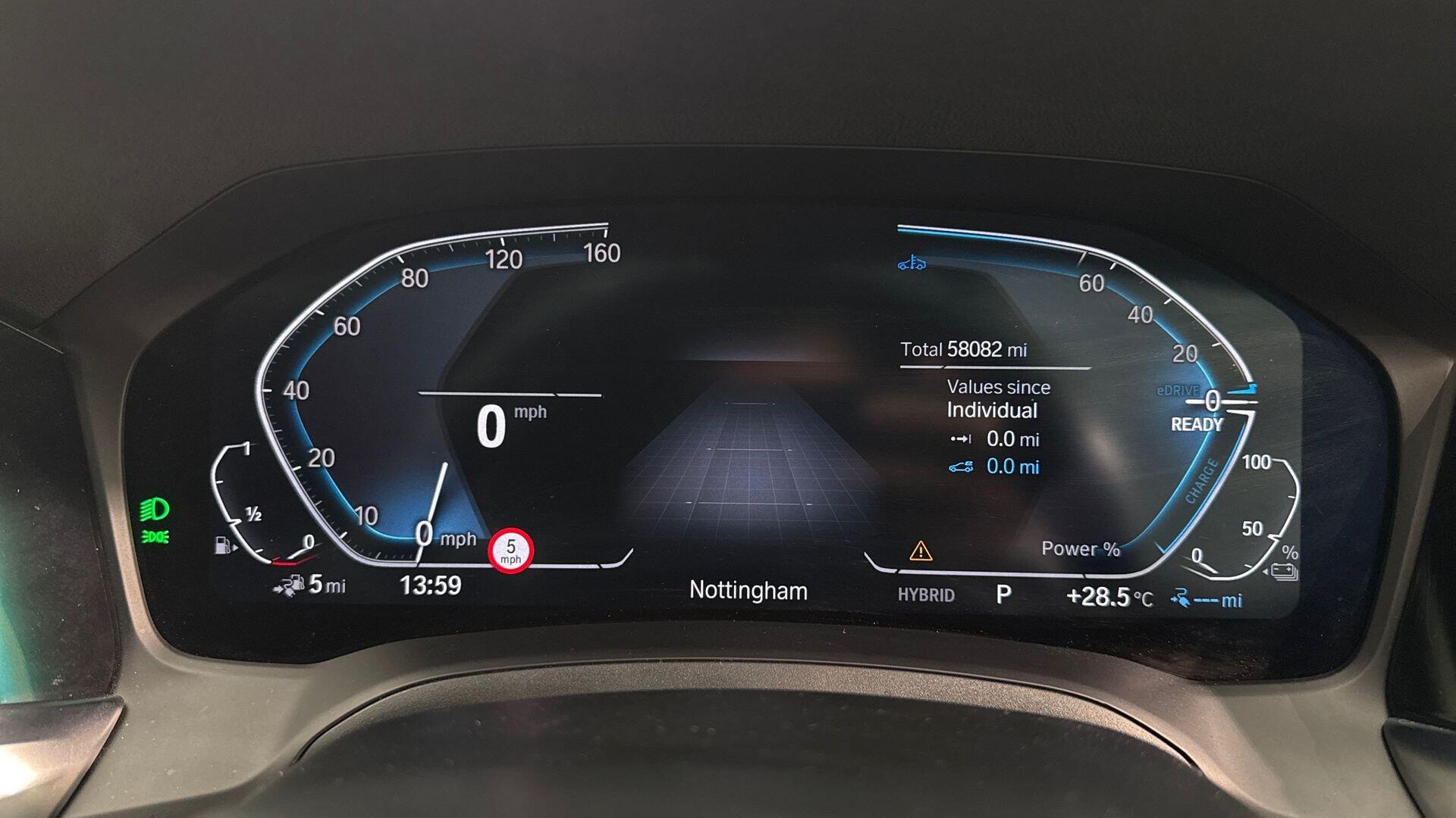 BMW 3 Series view 9