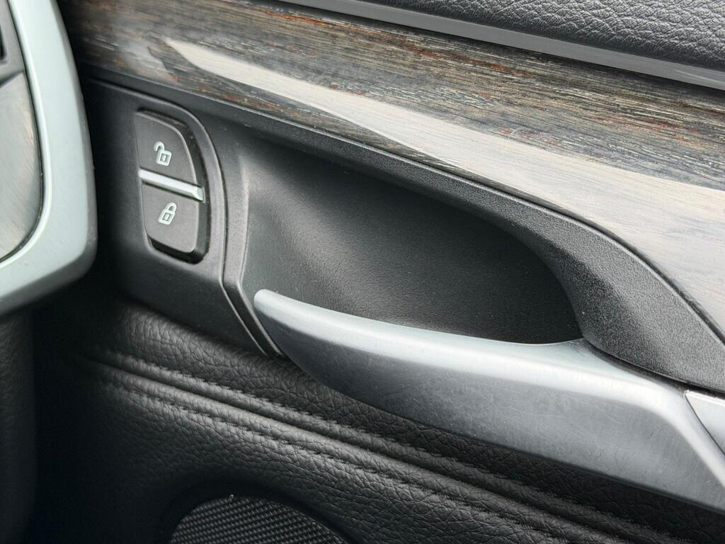 BMW X5 view 56