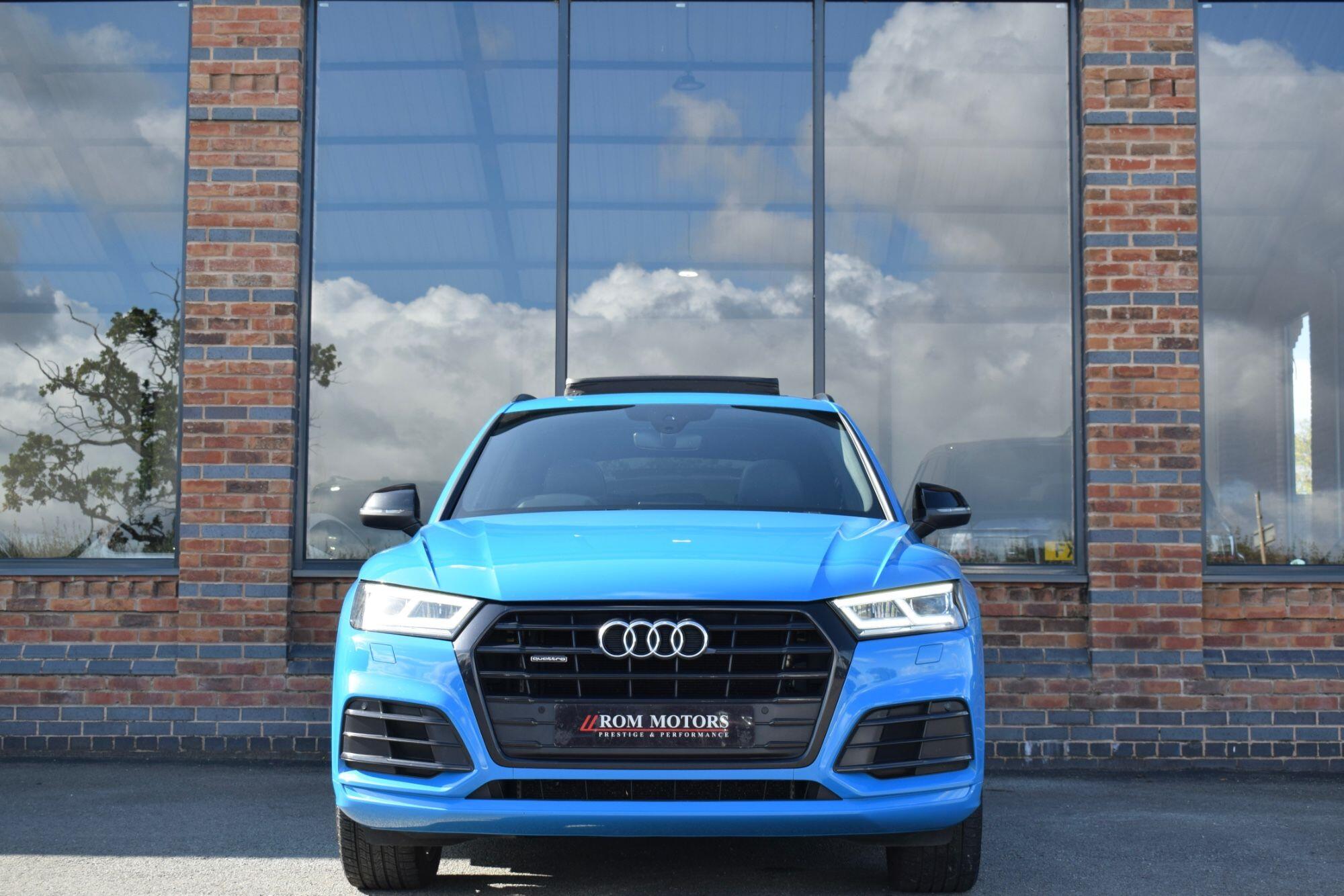 Audi Q5 view 4