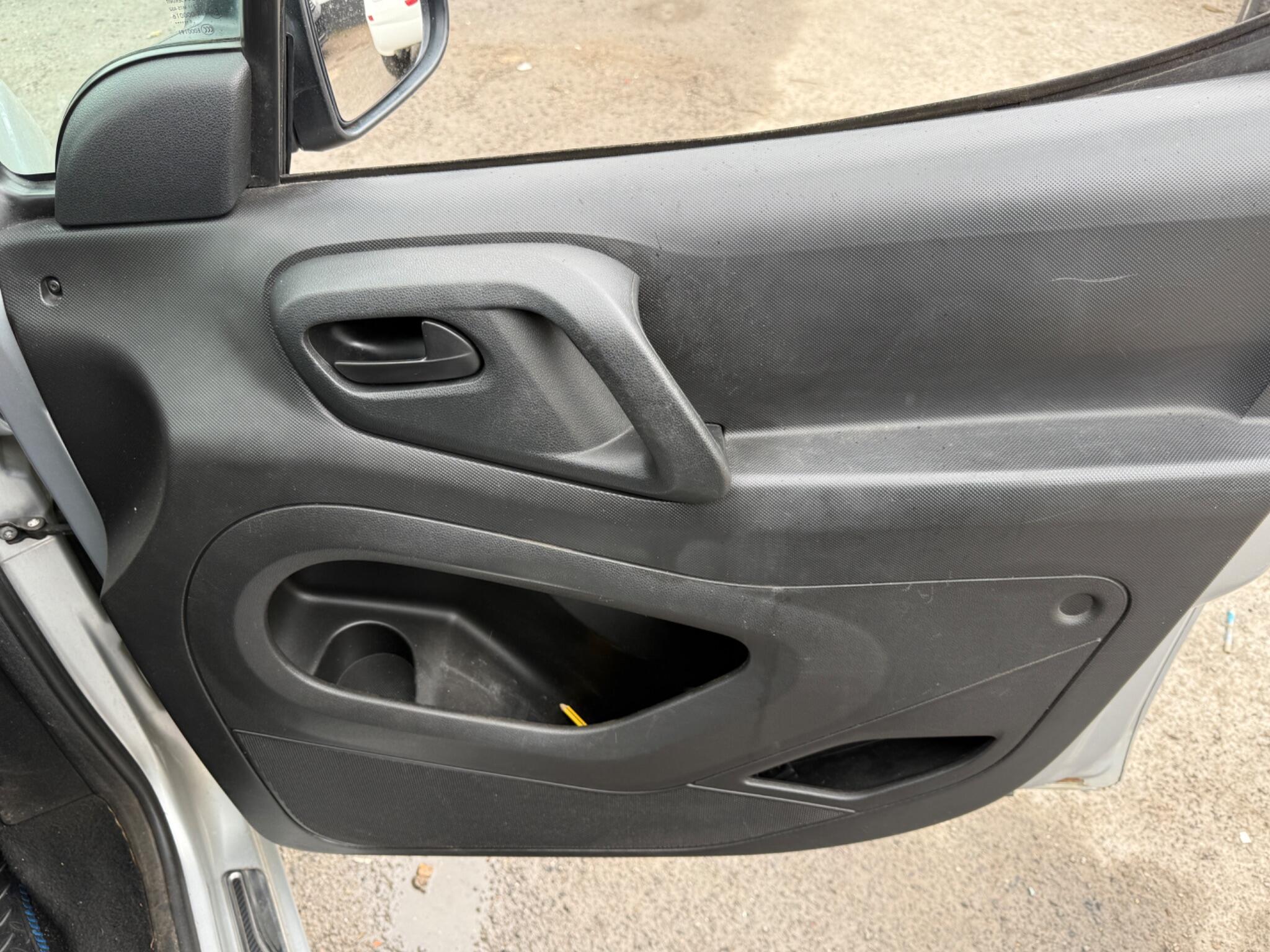 Citroen Berlingo - Image 42
