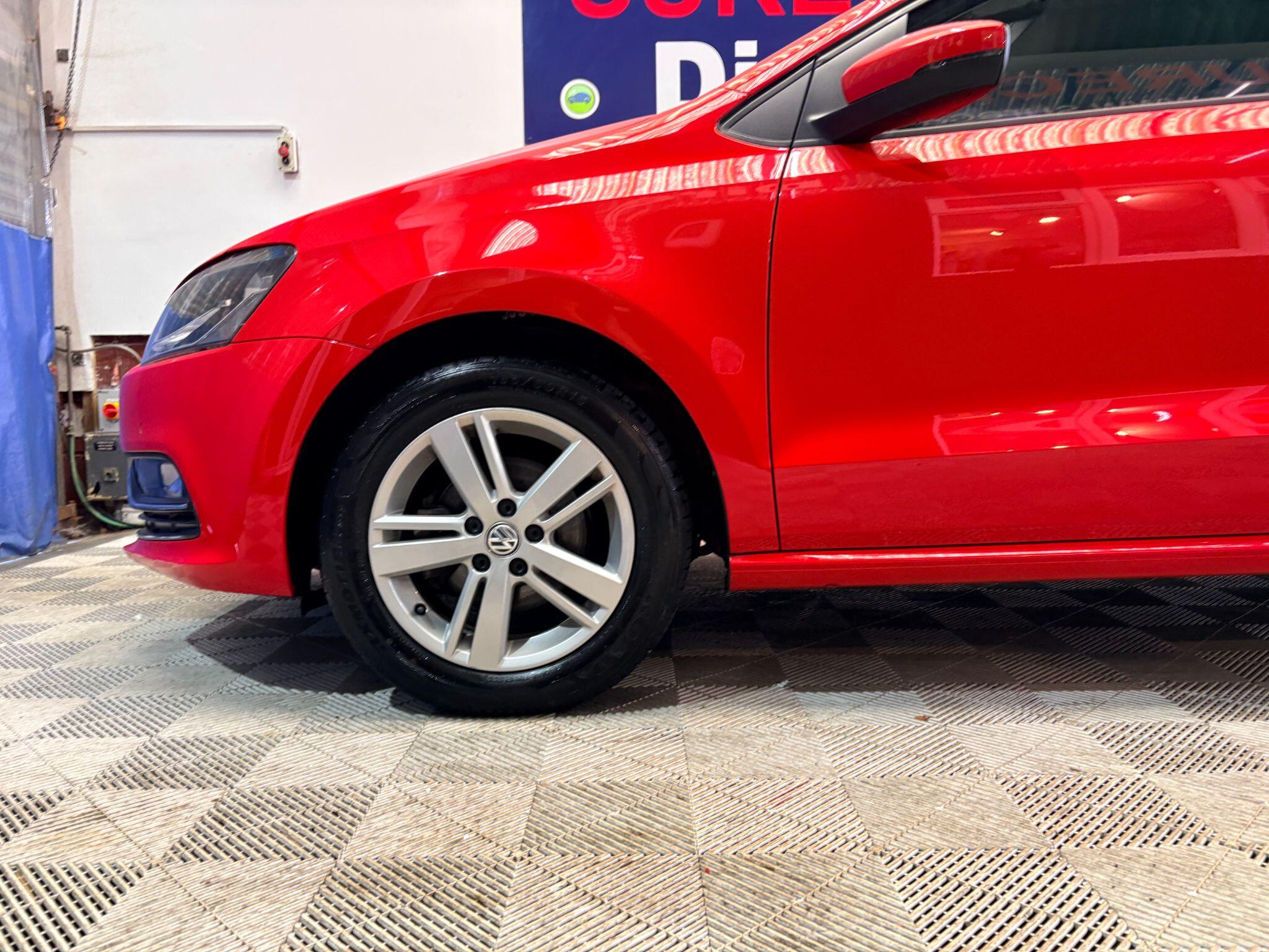 Volkswagen Polo view 6
