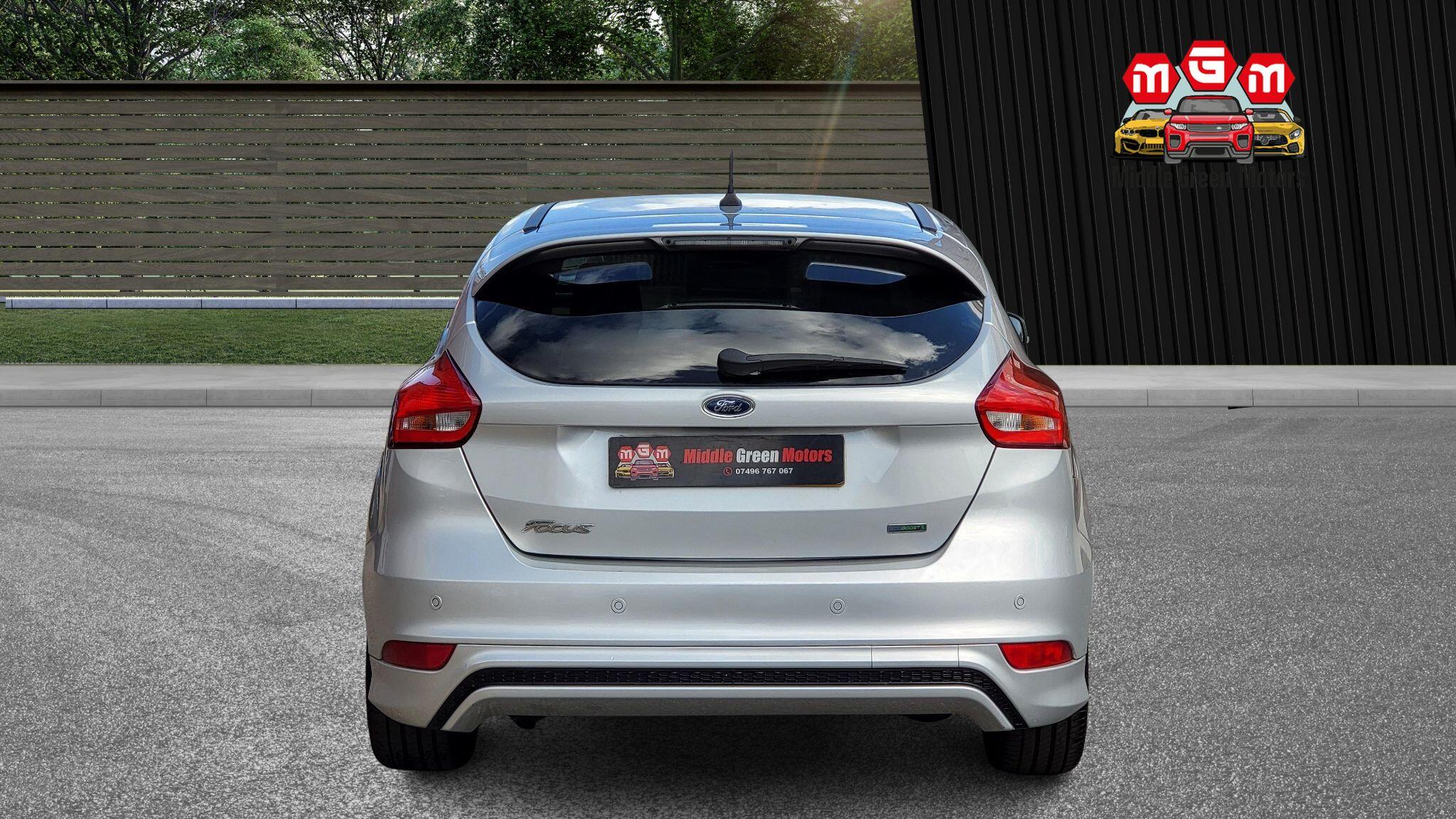 Ford Focus view 7