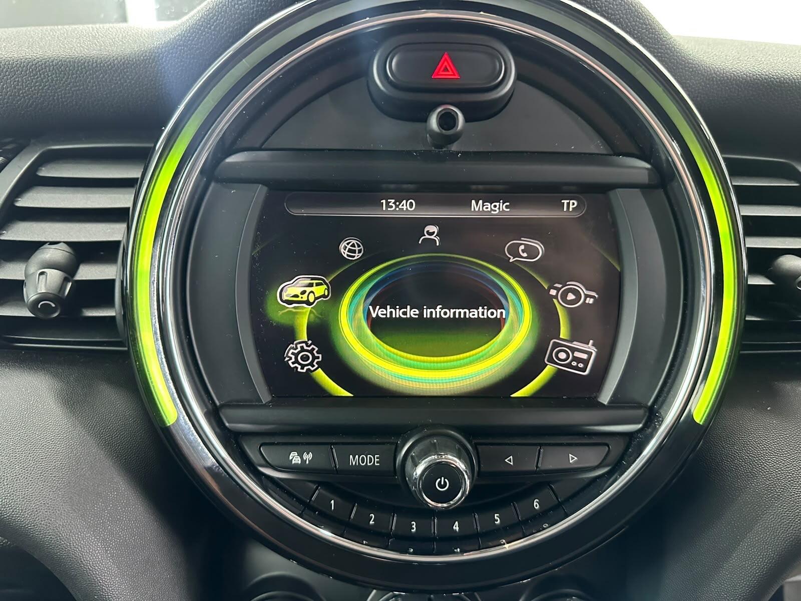 MINI Hatch view 46