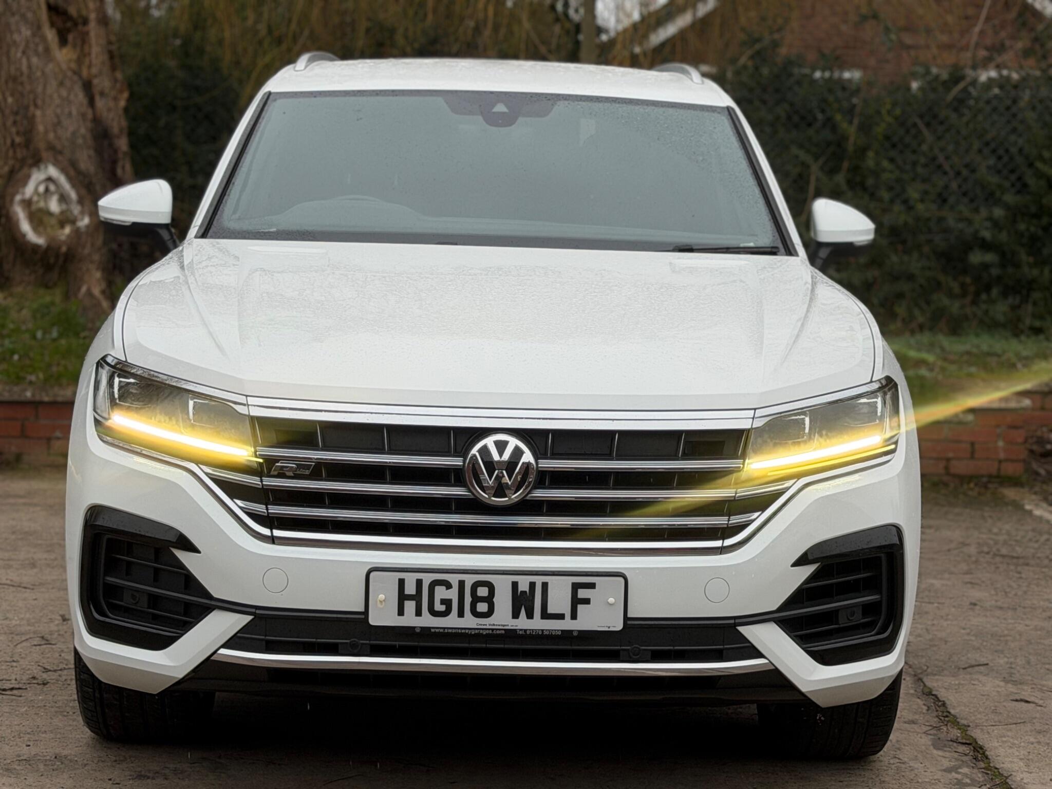 Volkswagen Touareg view 2