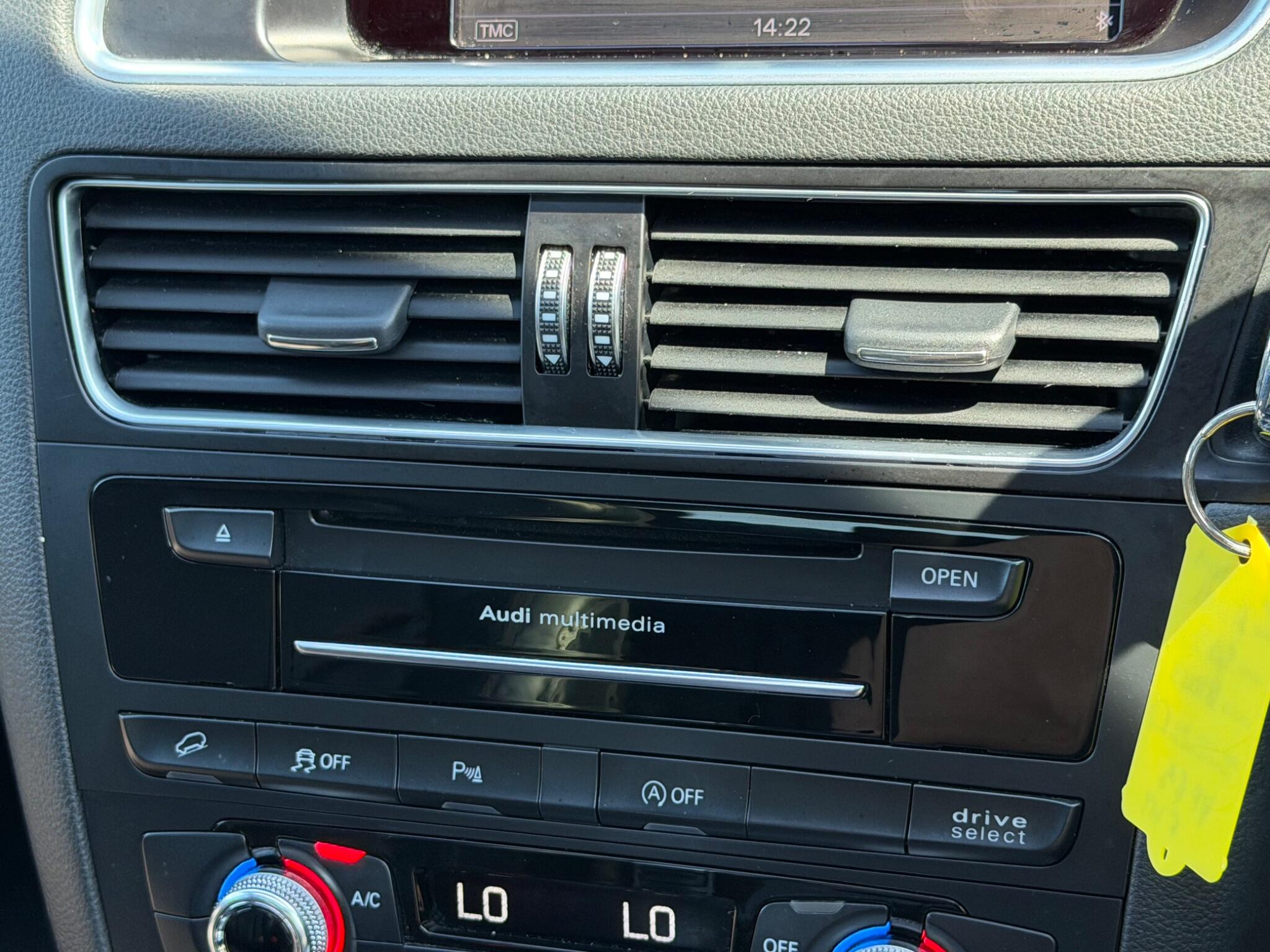 Audi SQ5 view 39