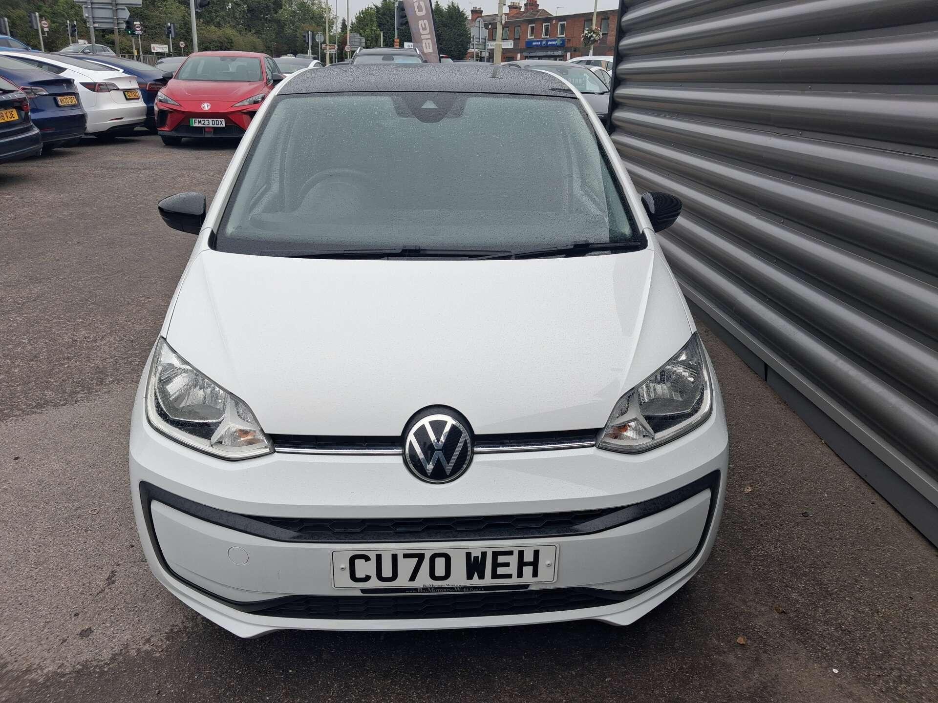 Volkswagen up! view 9