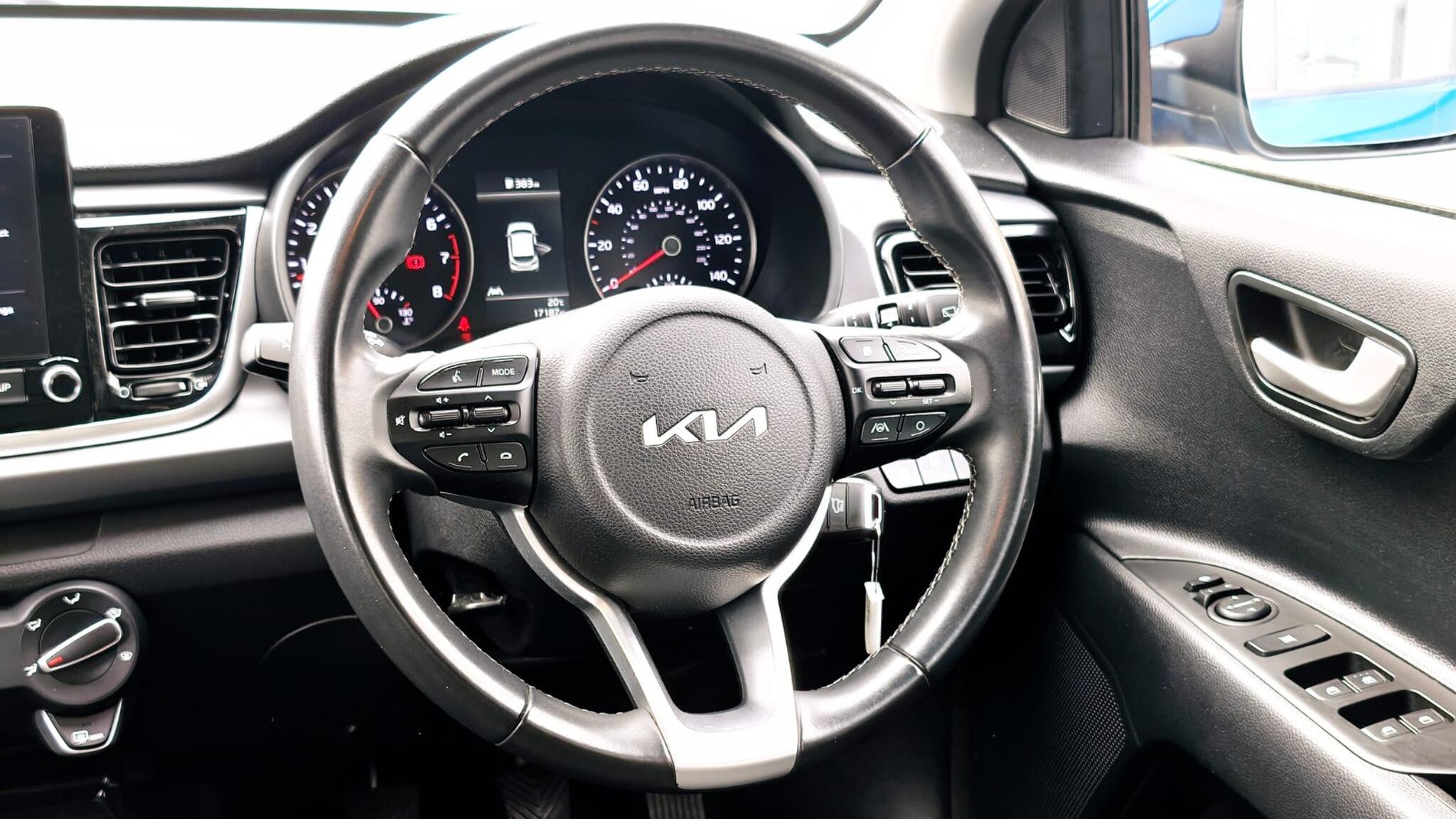 Kia Rio view 13