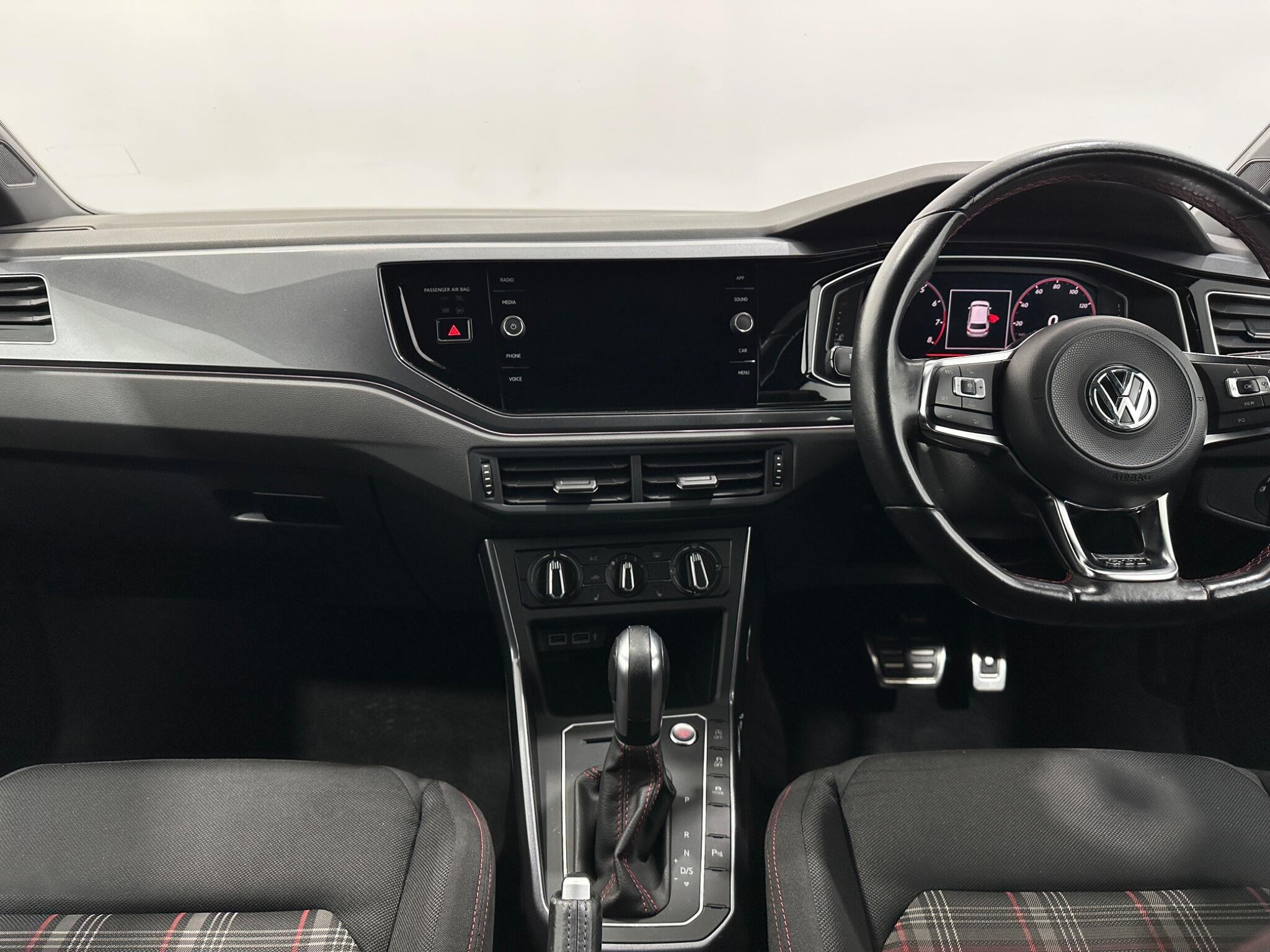 Volkswagen Polo view 20