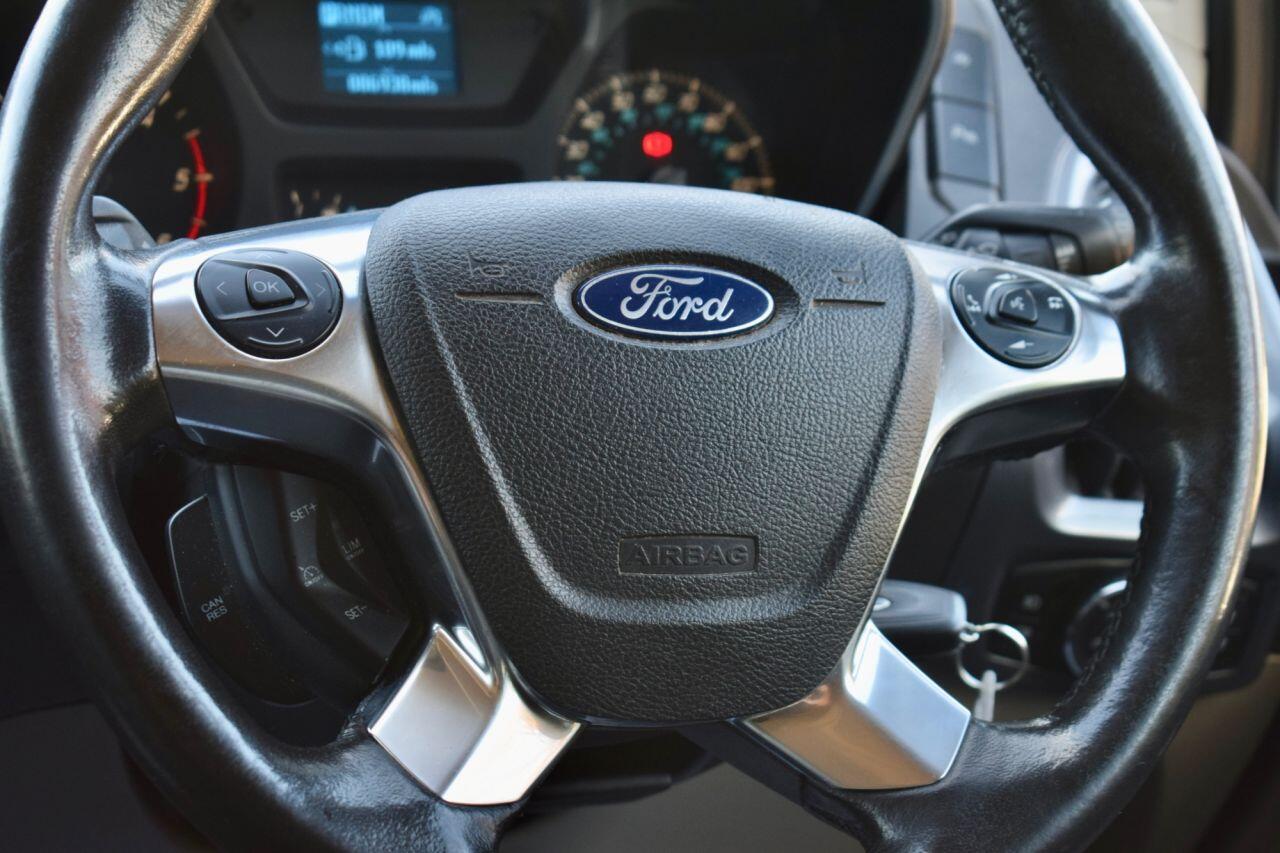 Ford Tourneo Custom view 35