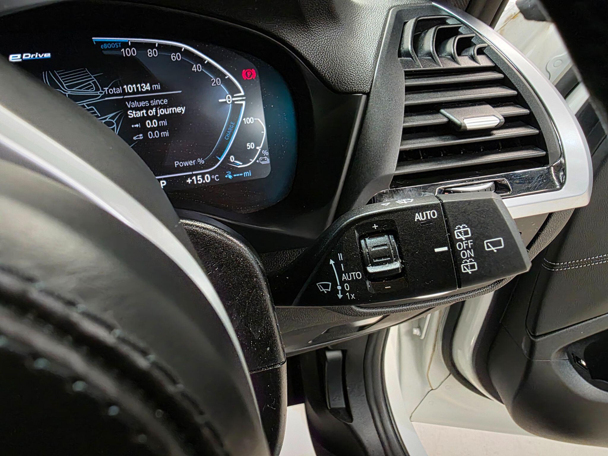 BMW X3 view 21