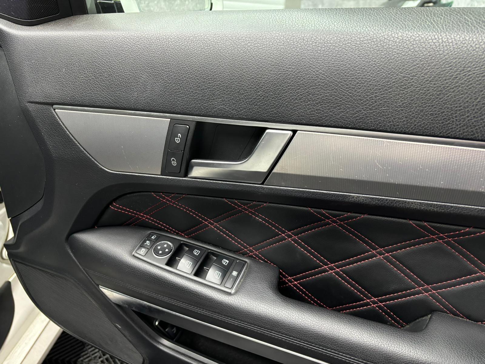 Mercedes-Benz E Class view 18