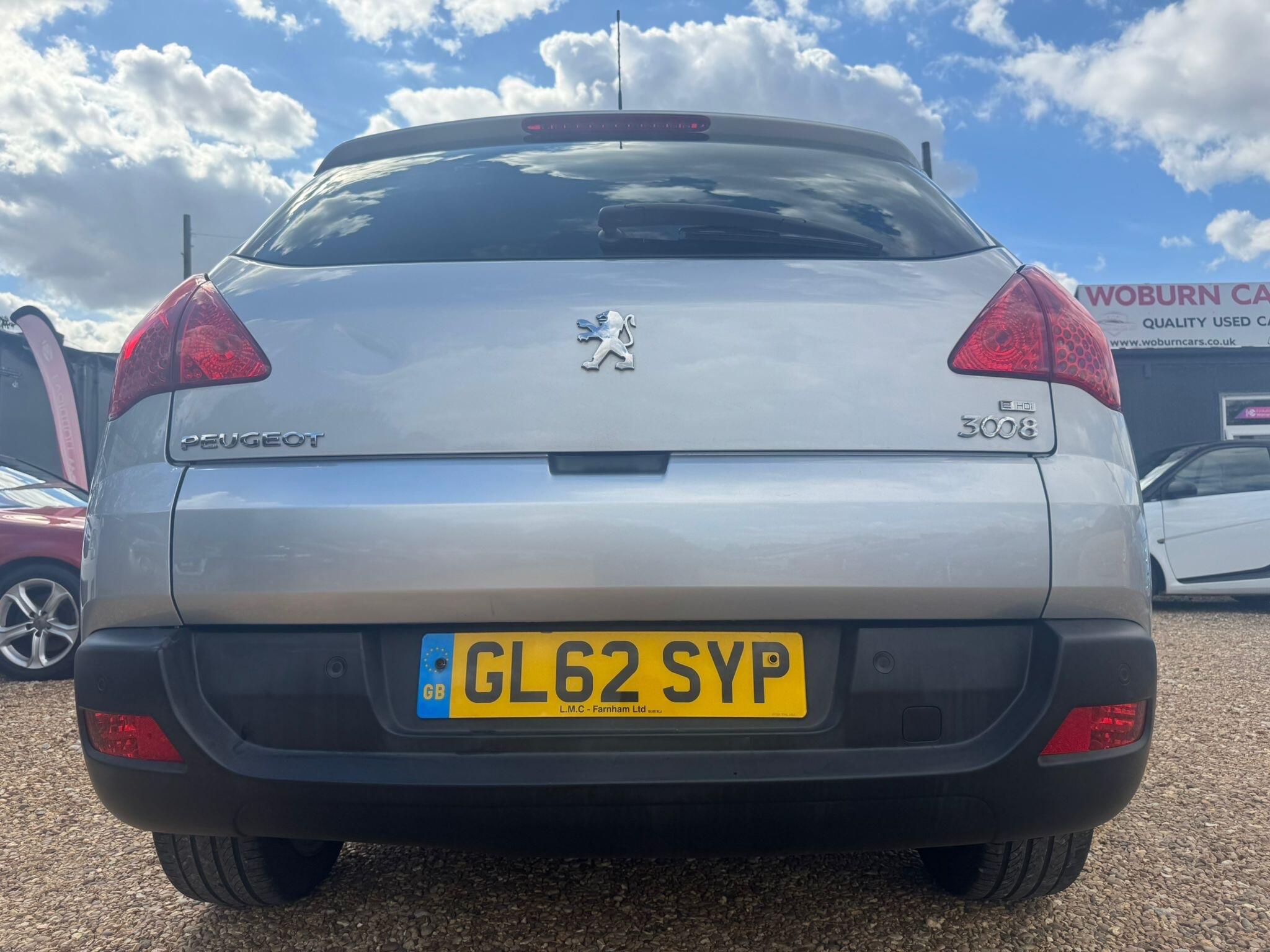 Peugeot 3008 view 8