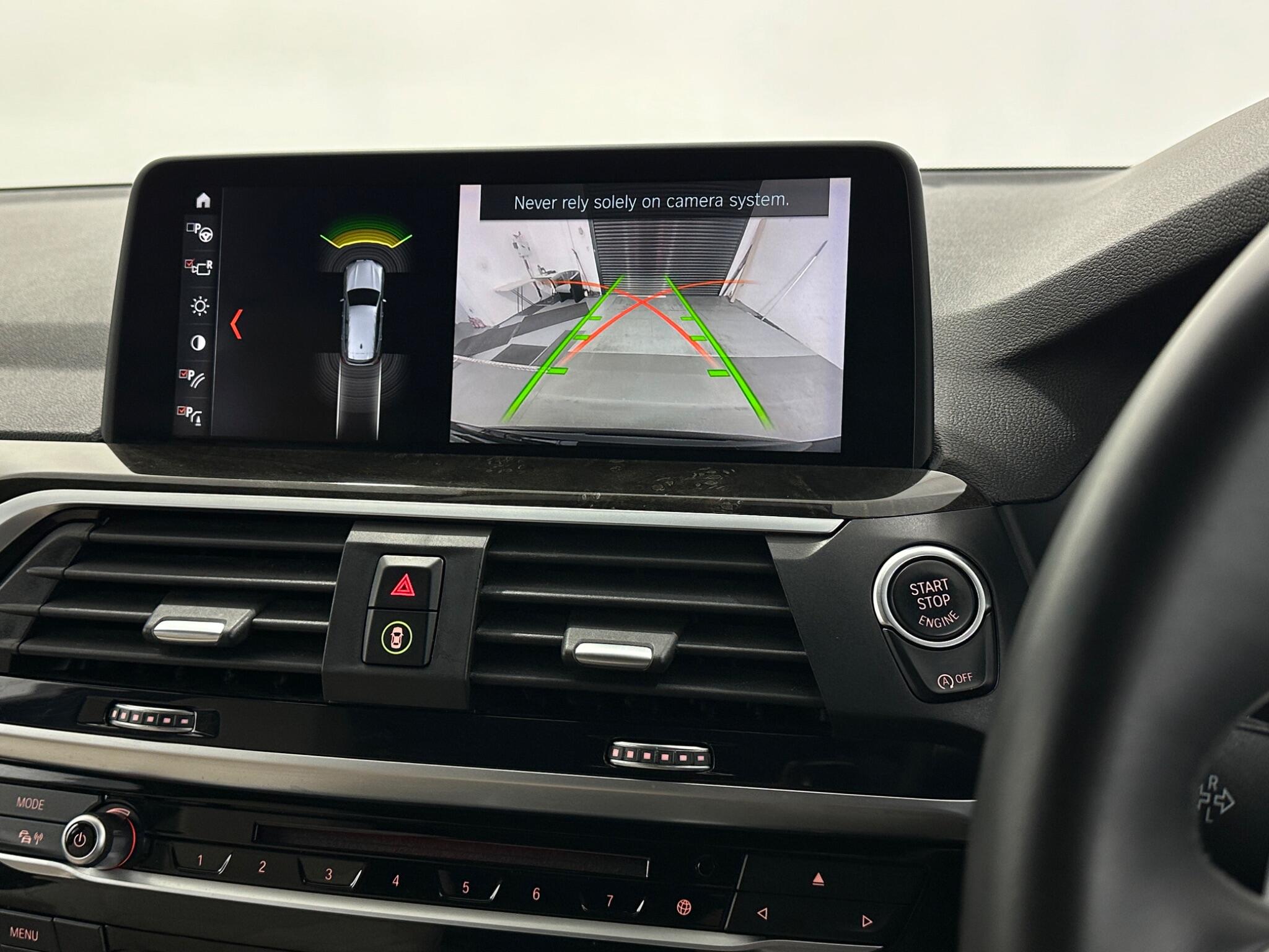 BMW X3 view 26