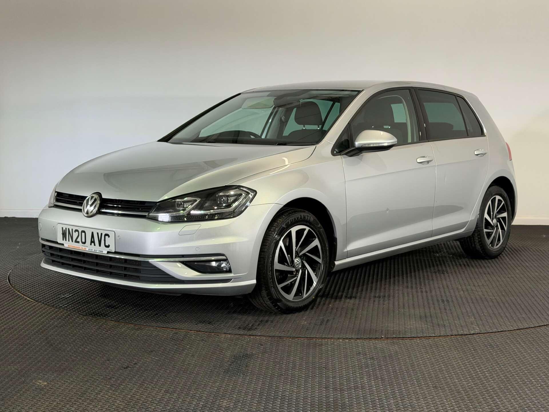 Volkswagen Golf view 3