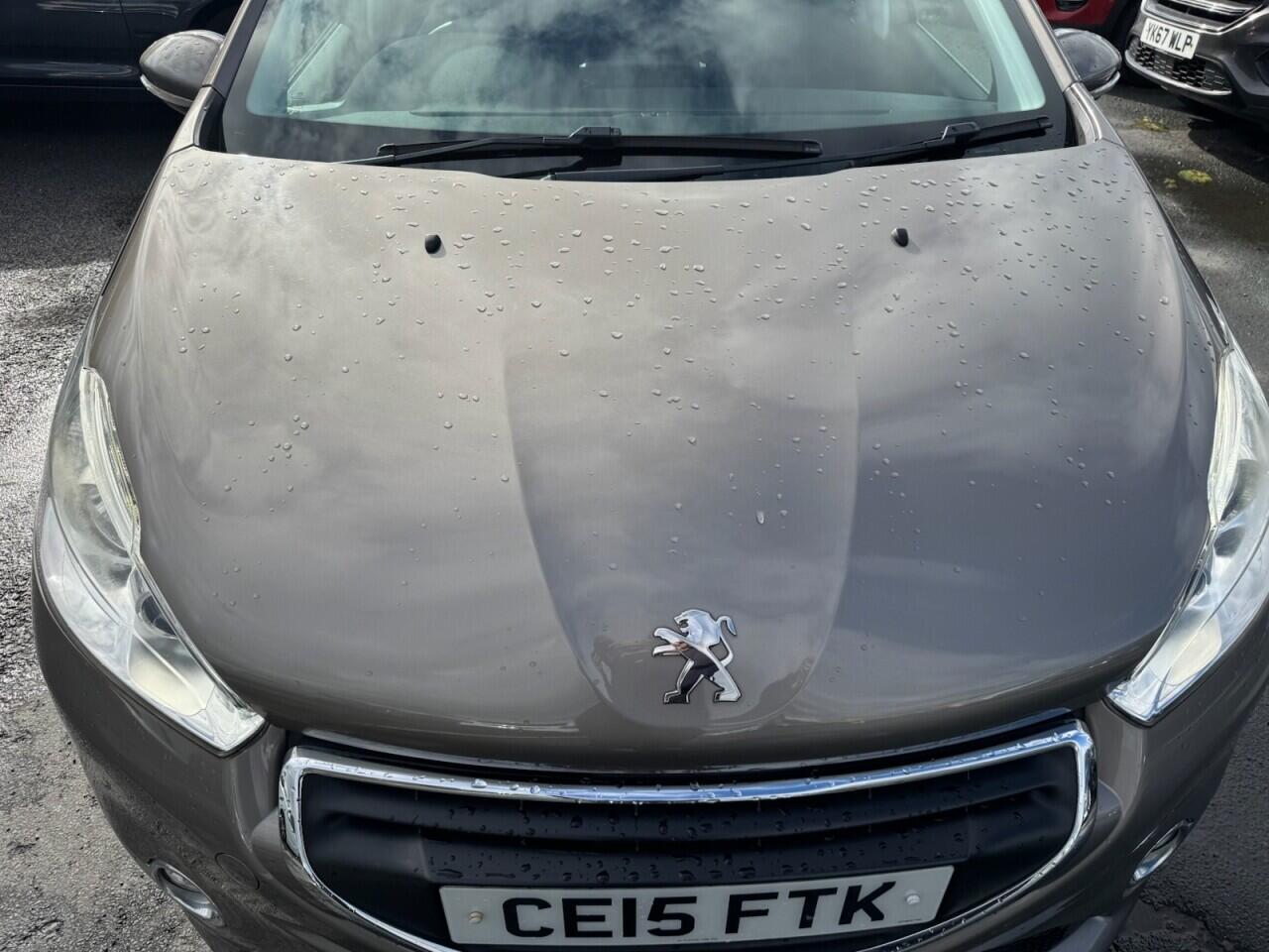Peugeot 208 view 31