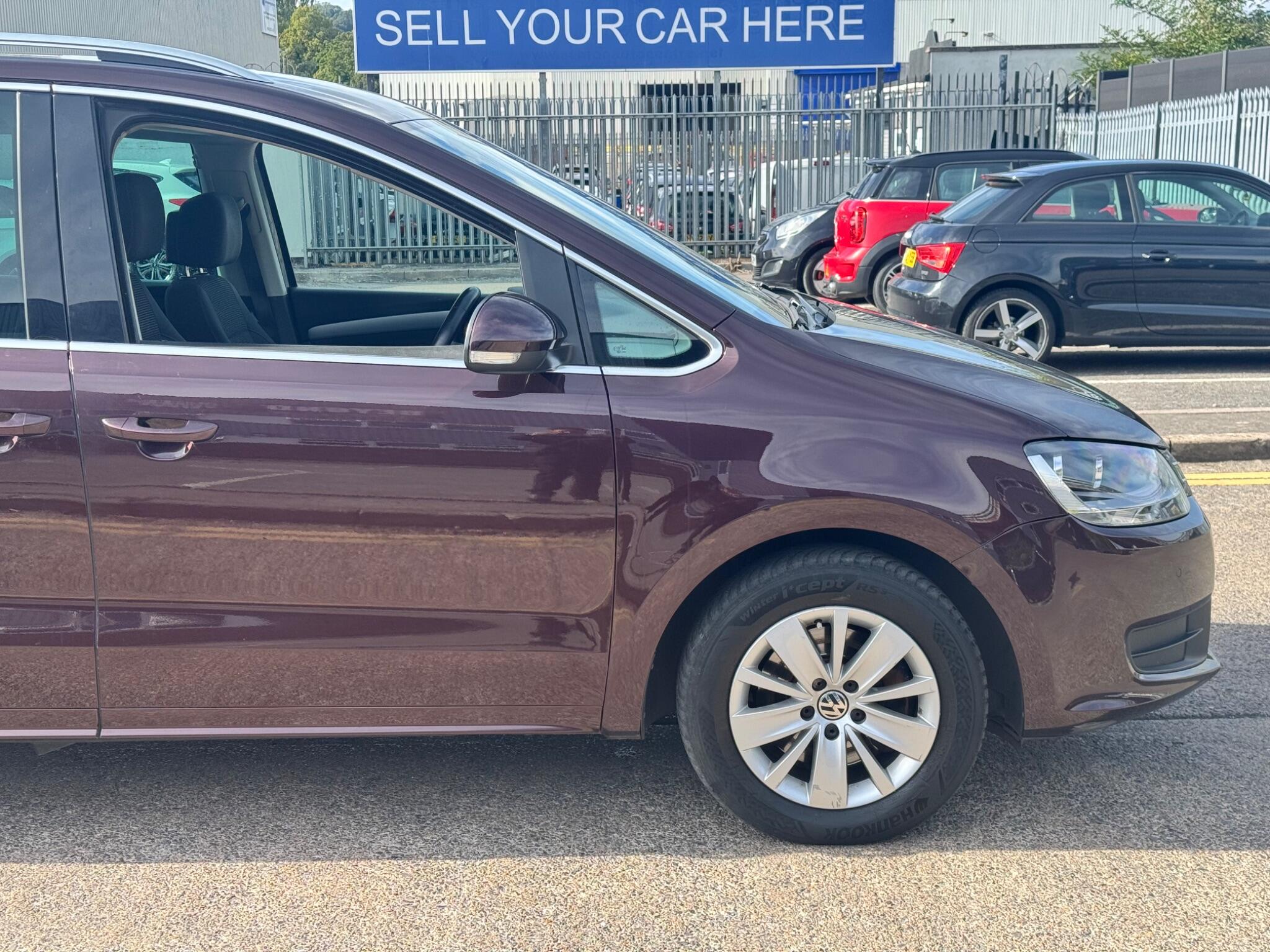 Volkswagen Sharan view 15