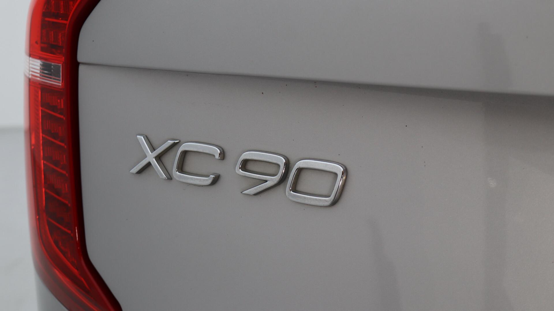 Volvo XC90 view 52