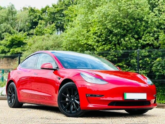 Tesla Model 3 view 9