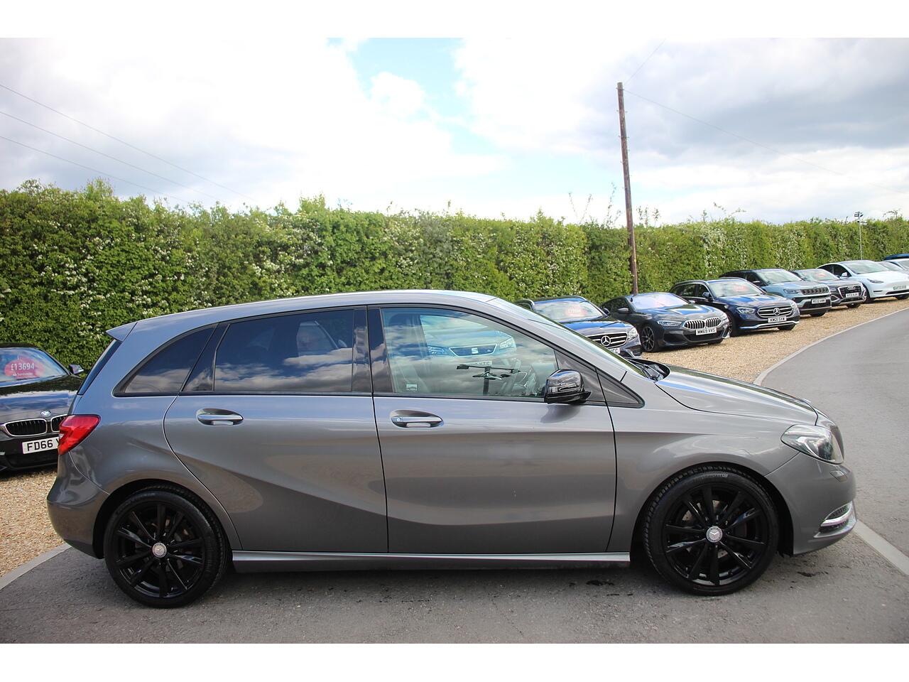Mercedes-Benz B-Class view 6
