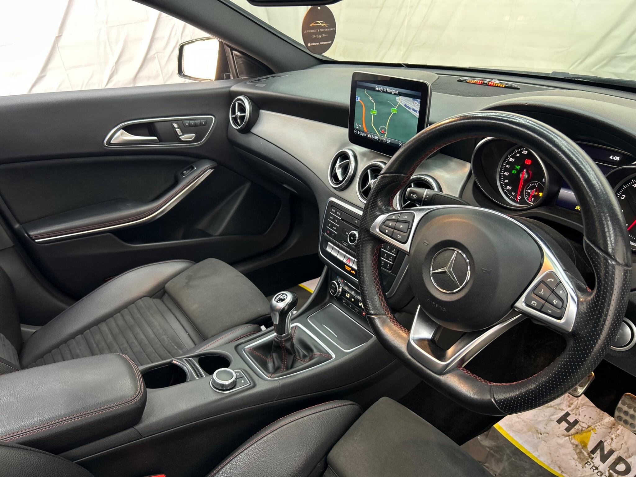 Mercedes-Benz CLA view 13