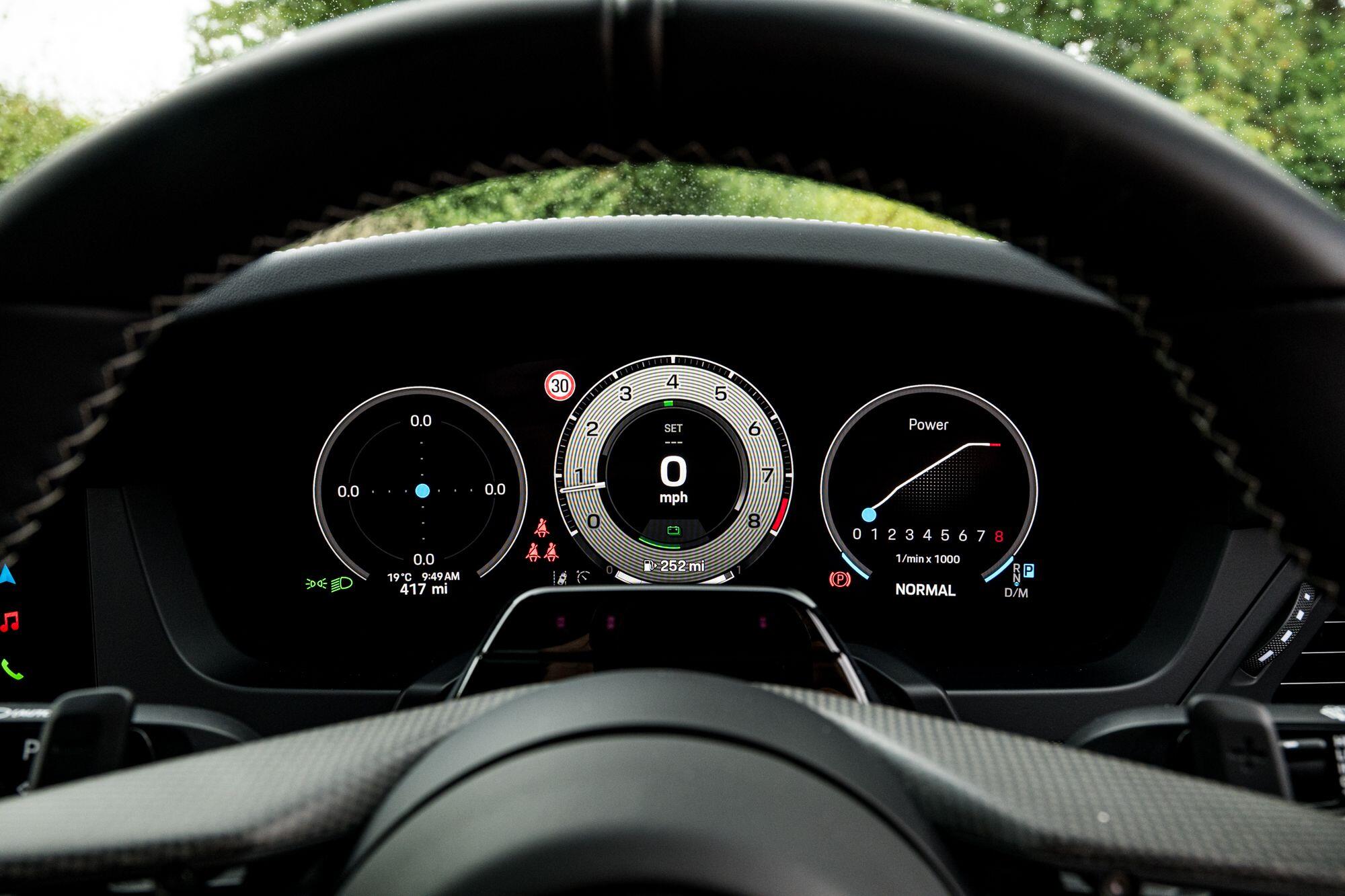 Porsche 911 view 48