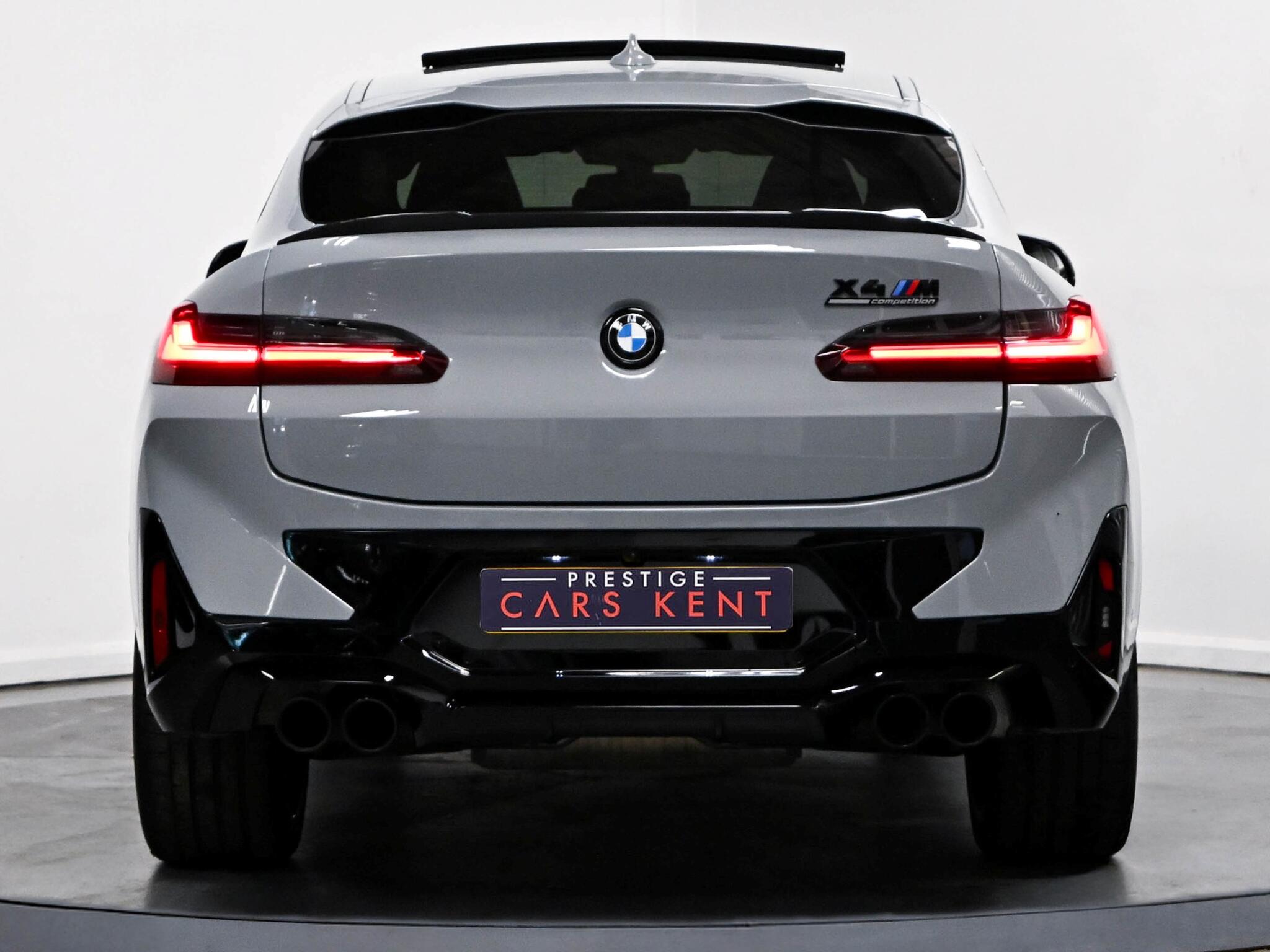 BMW X4 M view 22