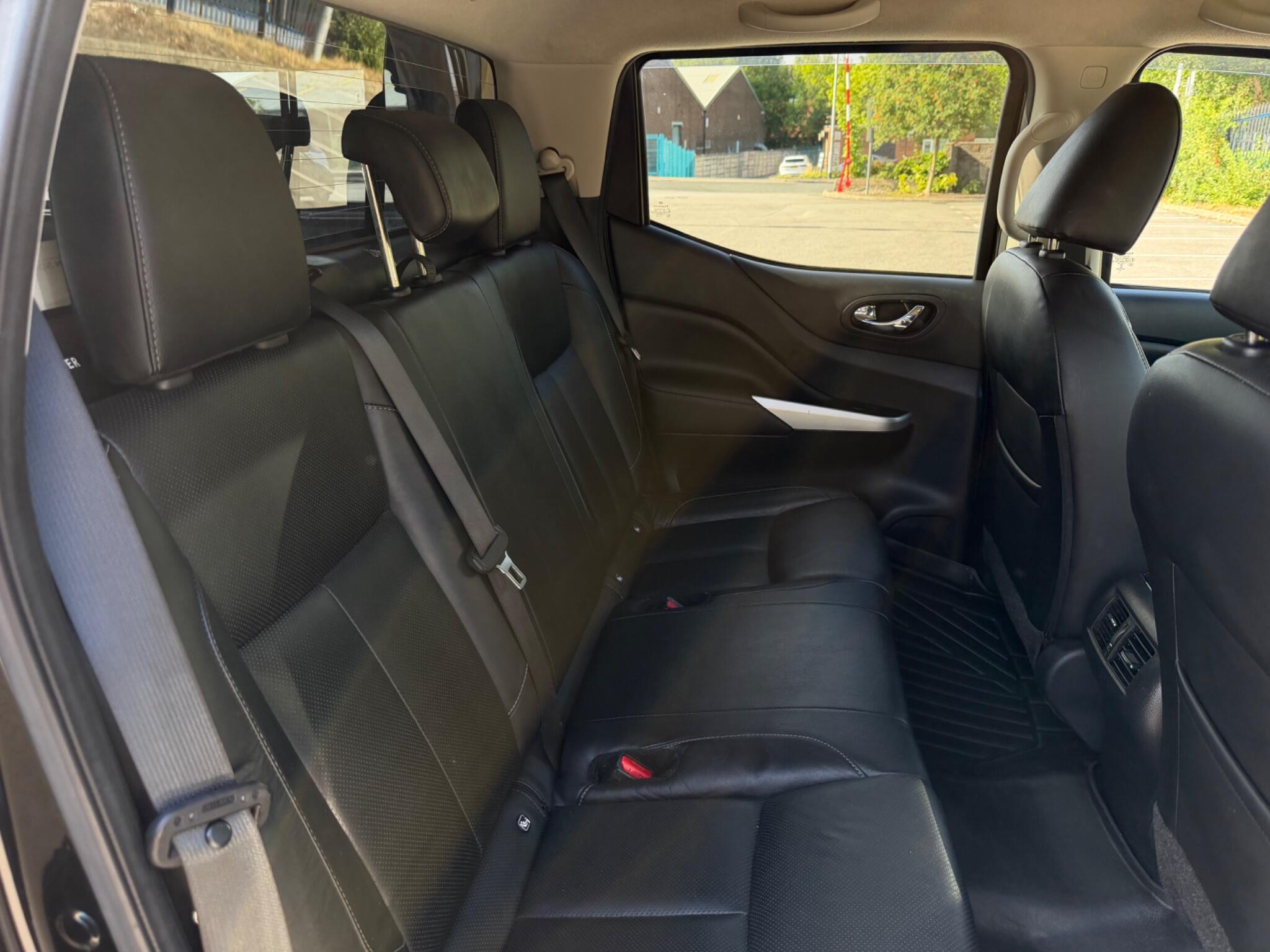 Nissan Navara view 18