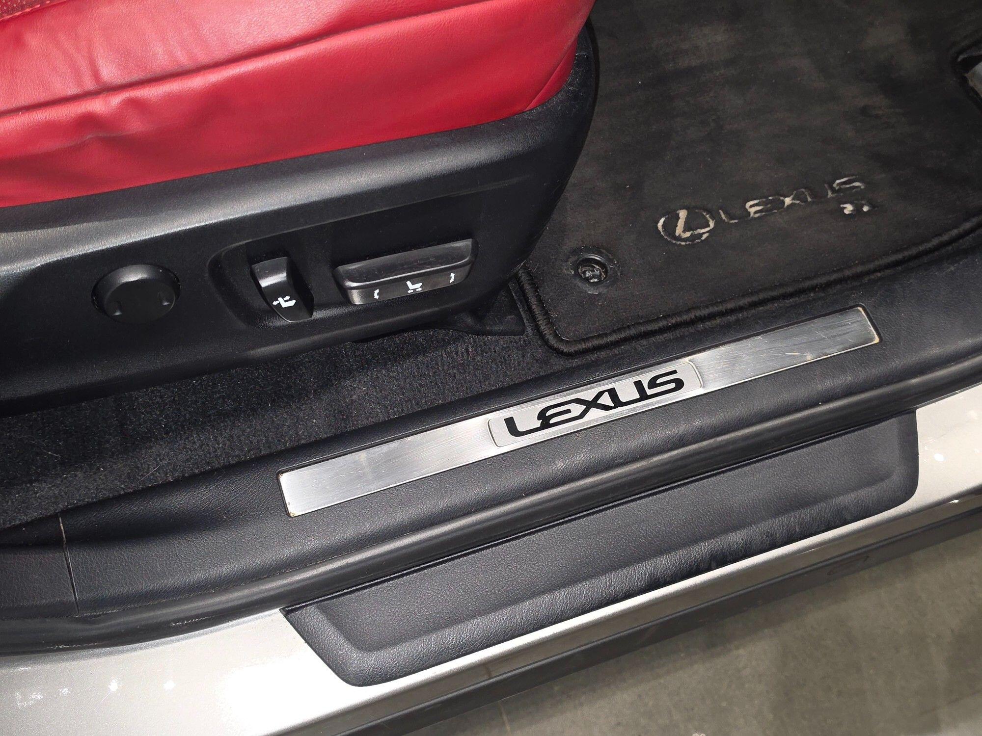 Lexus RX view 108