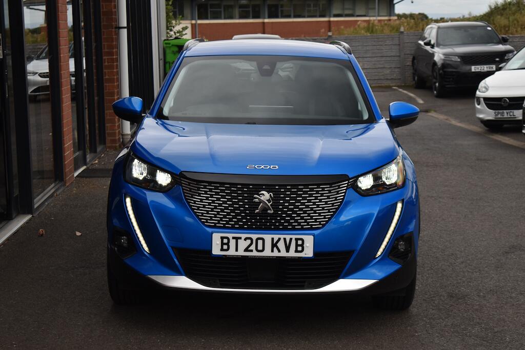 Peugeot 2008 view 3