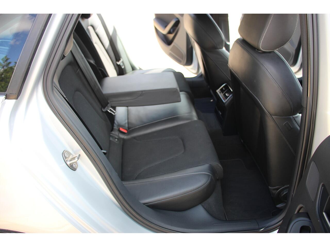 Audi A4 view 28
