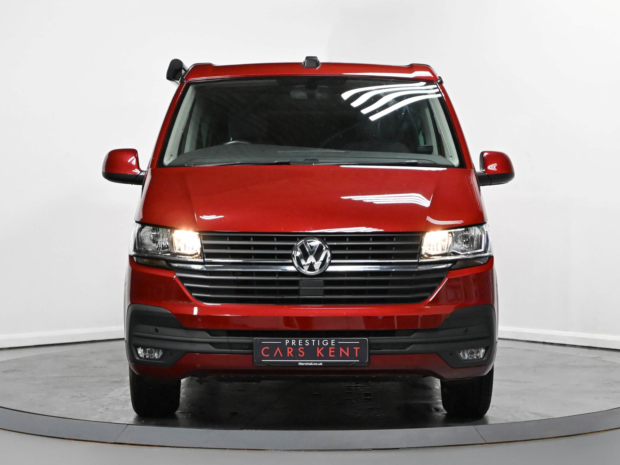 Volkswagen California view 18