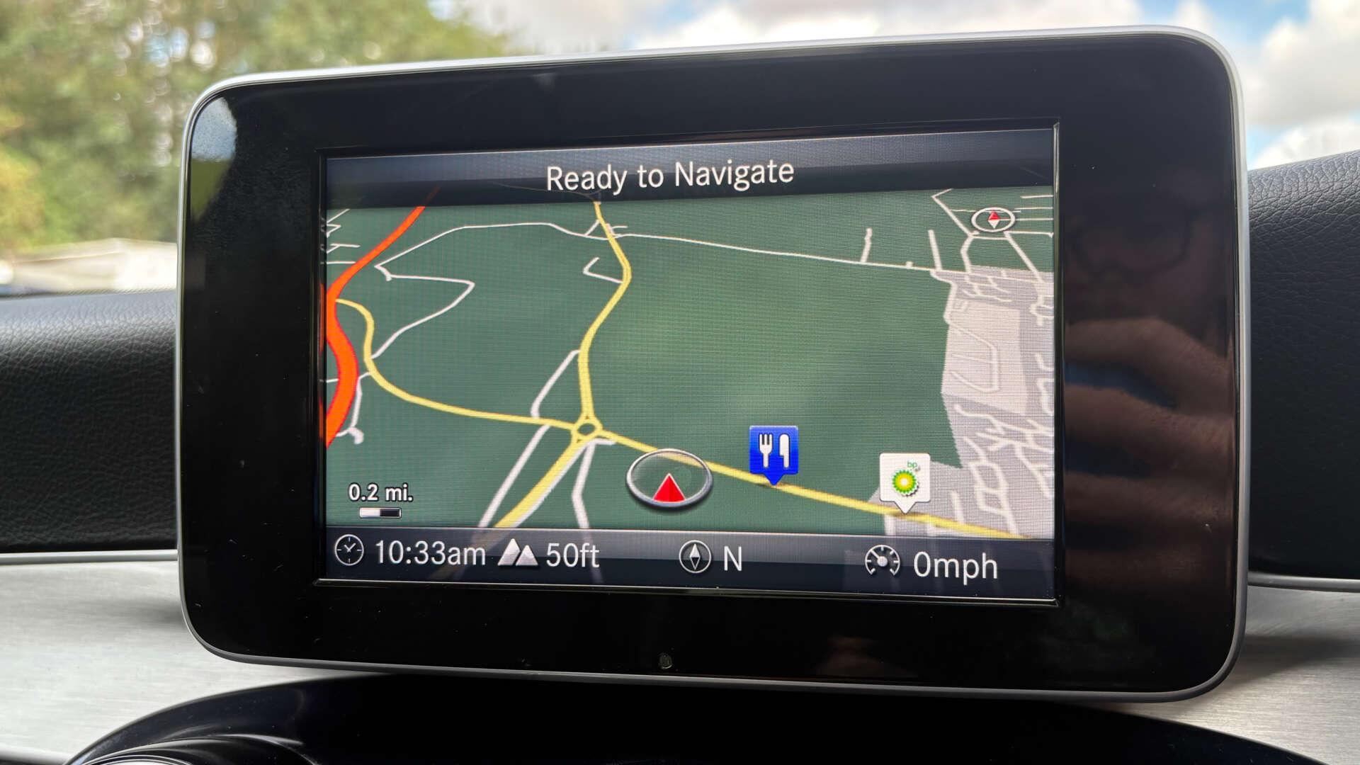 Mercedes-Benz C-Class view 30