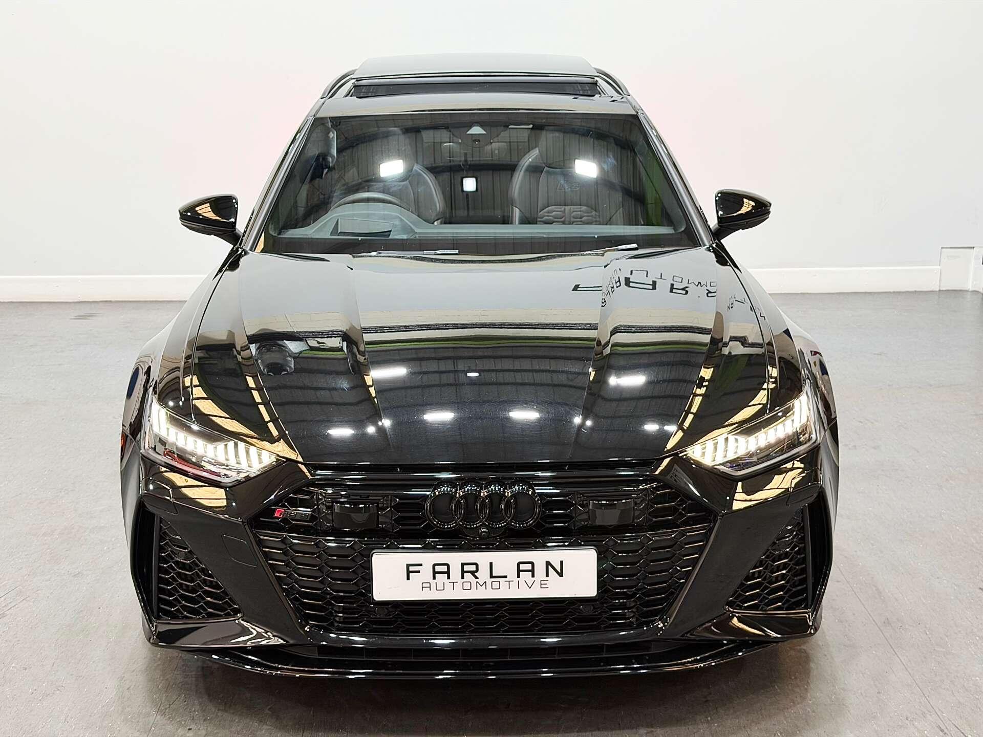 Audi RS6 view 12